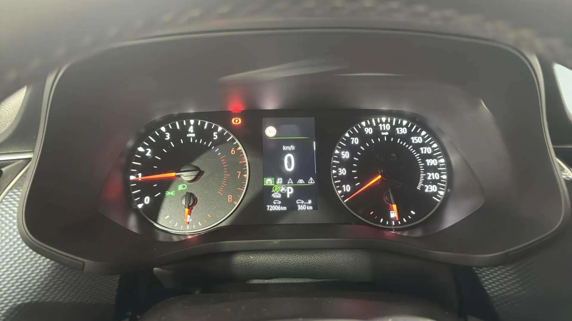 Renault Arkana Evolution TCe EDC mild hybr - foto 9