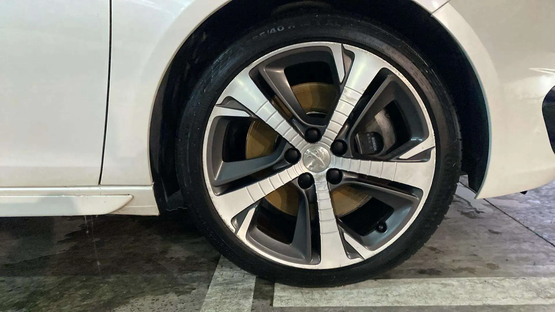 Peugeot 308 GT - foto 28
