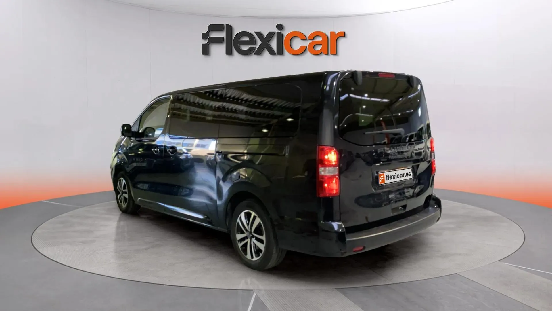 Peugeot Traveller Business Long BlueHDi 180 EAT8 - foto 5