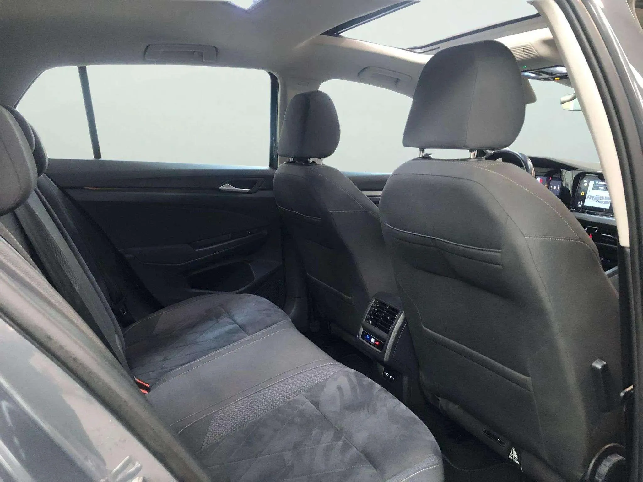 Volkswagen Golf Sport 1.5 TSI DSG - foto 11