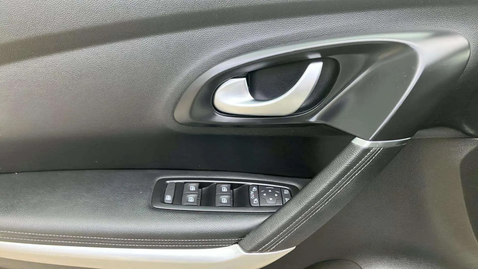 Renault Kadjar Zen GPF TCe - foto 19