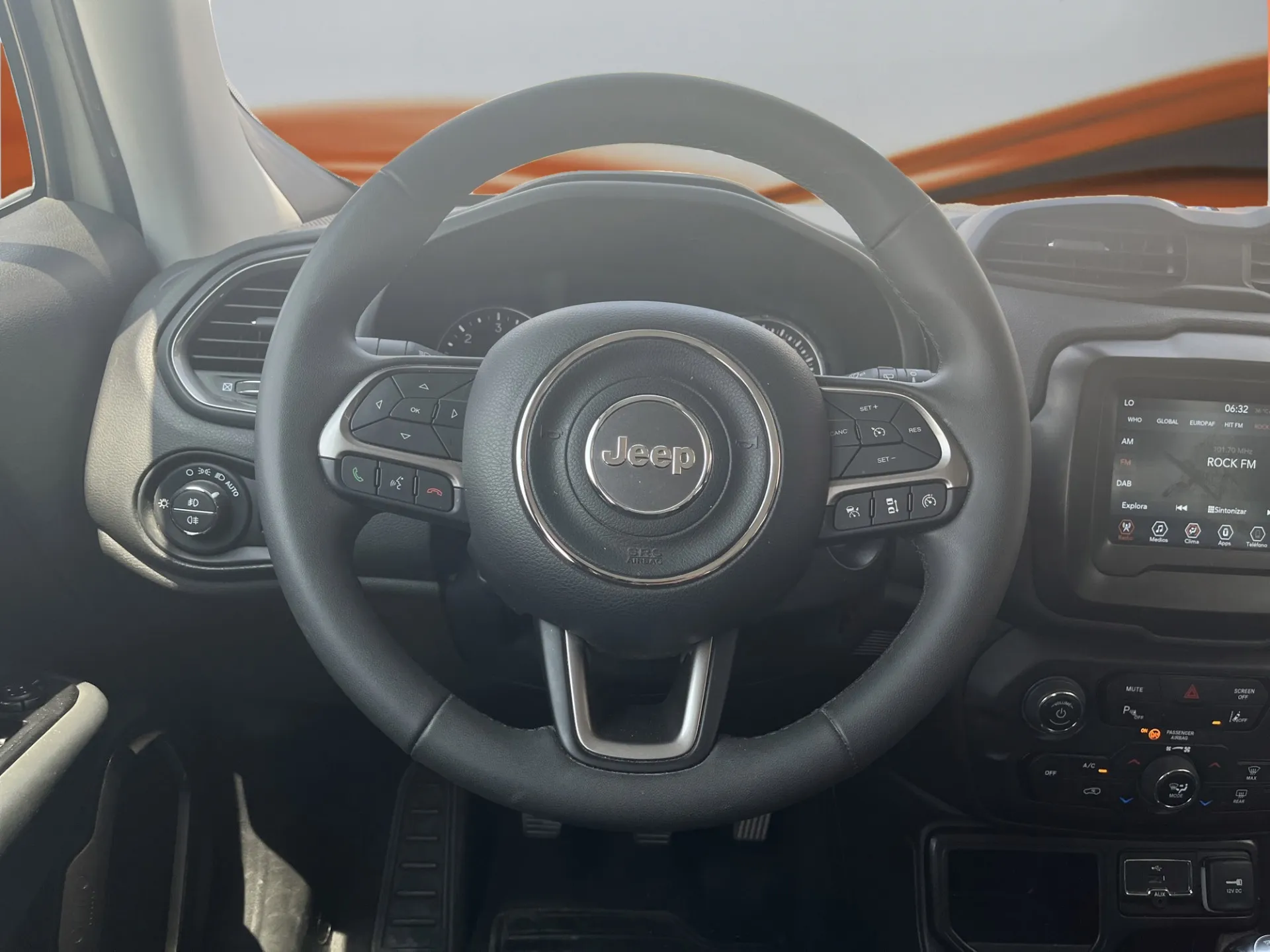 Jeep Renegade Limited 1.6 Mjet 4x2 - foto 10
