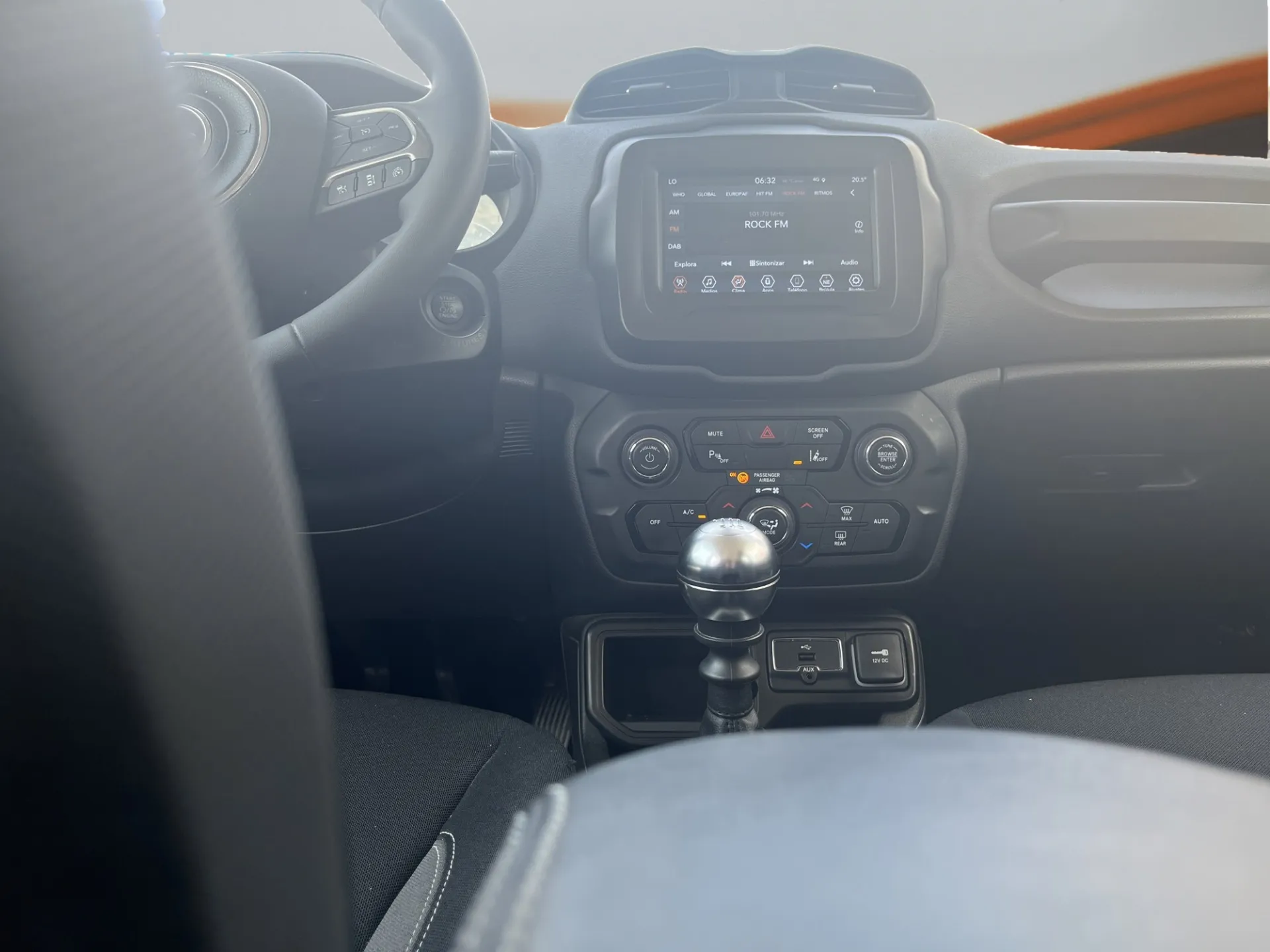 Jeep Renegade Limited 1.6 Mjet 4x2 - foto 9
