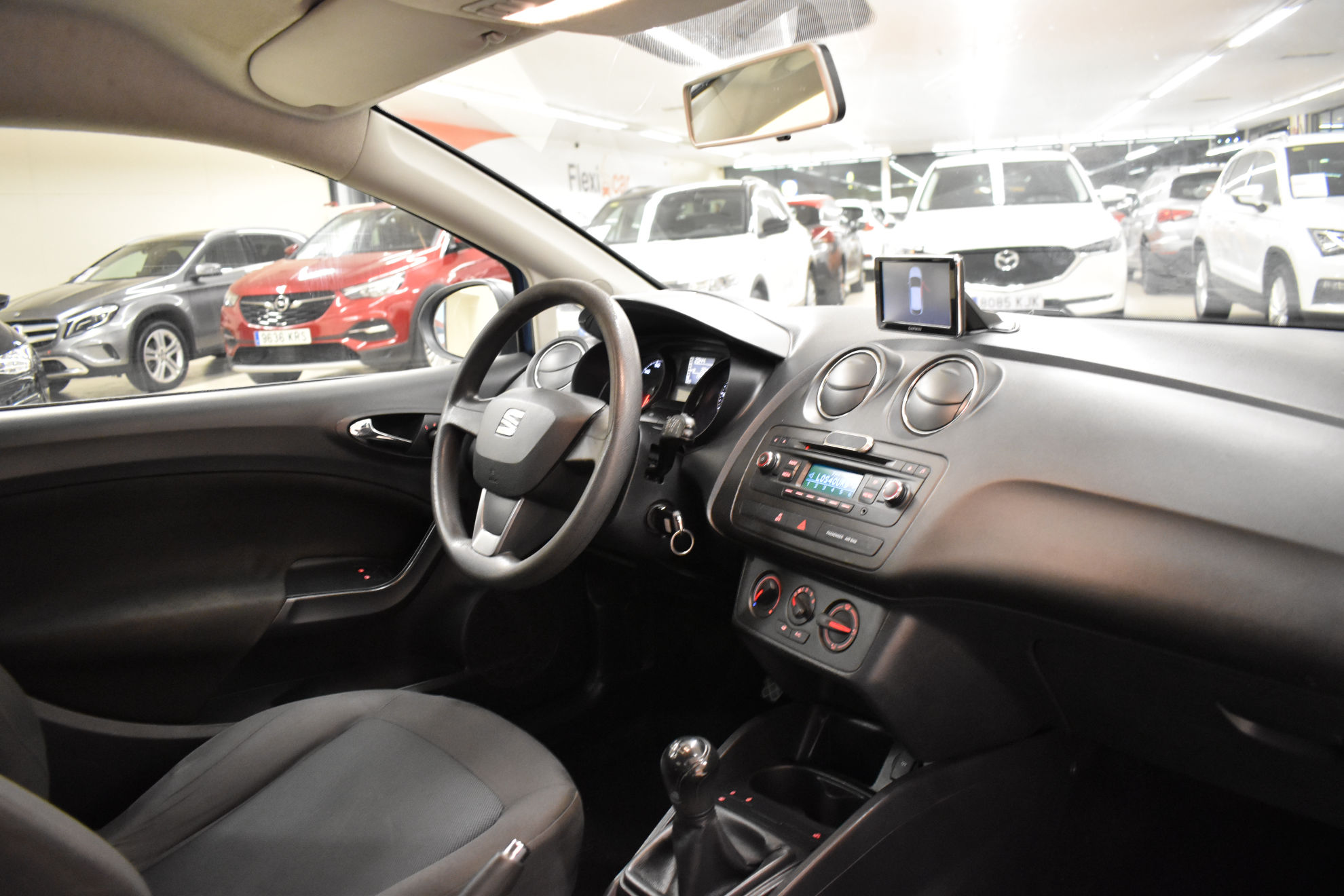 SEAT Ibiza SC 1.2 12v Reference - foto 18