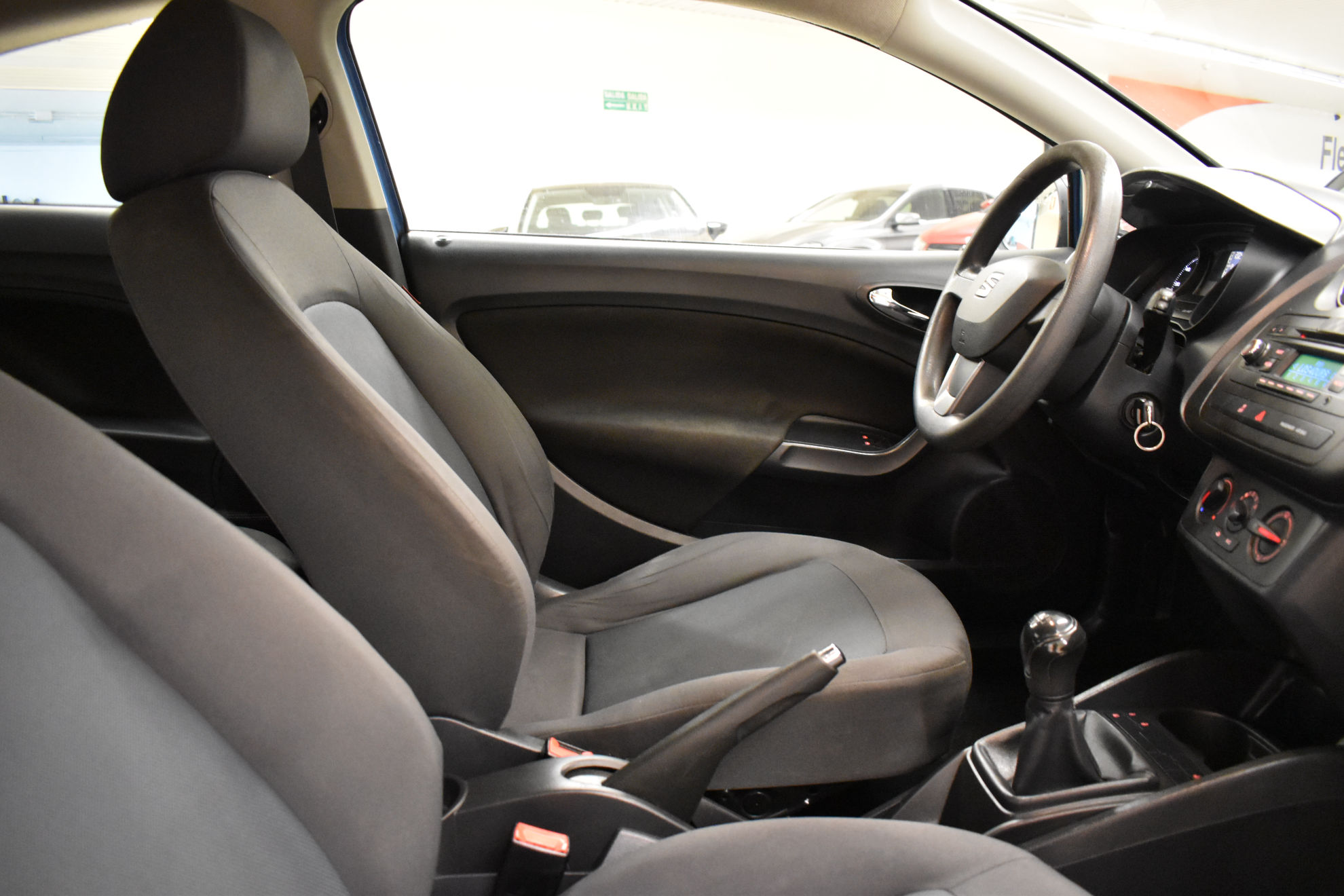 SEAT Ibiza SC 1.2 12v Reference - foto 19