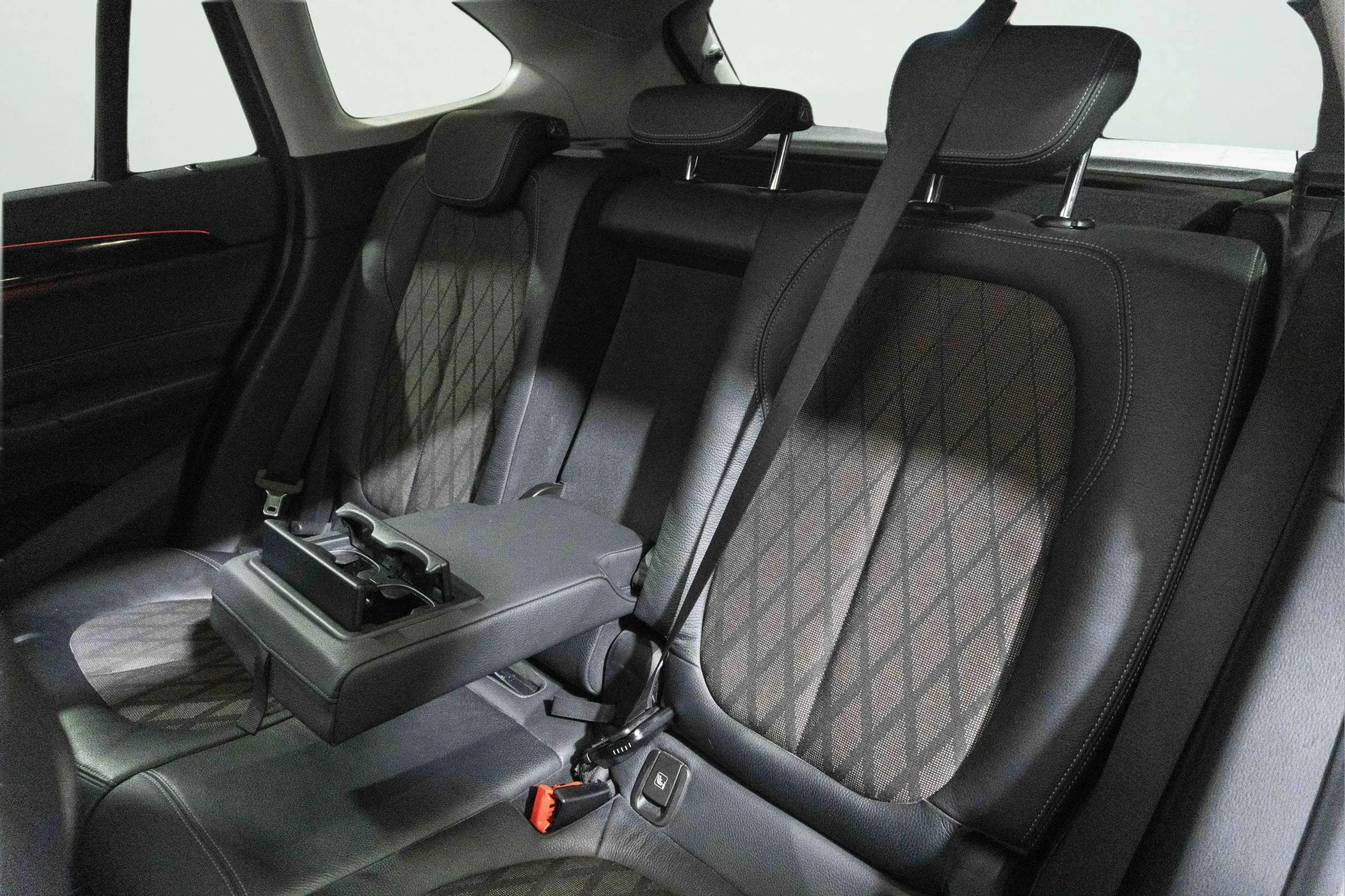 BMW X1 sDrive20dA - foto 16