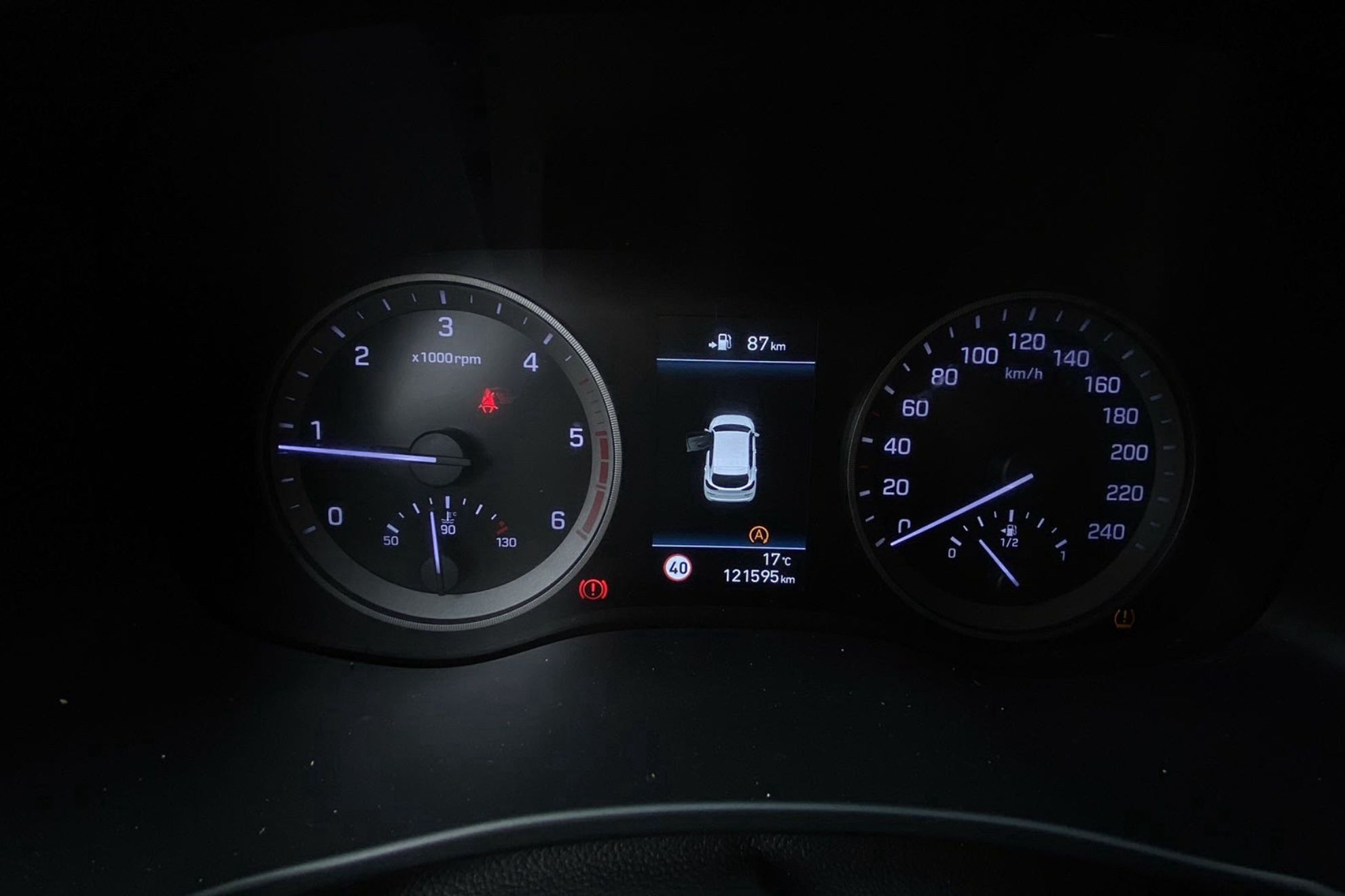 Hyundai Tucson 1.6 CRDi 48V Tecno 4x2 - foto 10