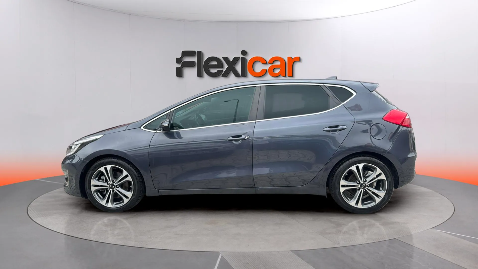 Kia Ceed 1.6 CRDi VGT Drive - foto 4