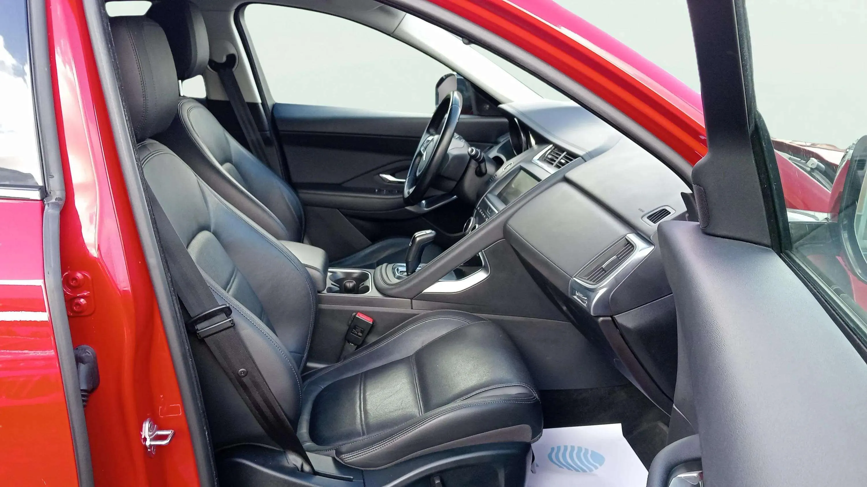 Jaguar E-Pace 2.0D S 4WD - foto 19