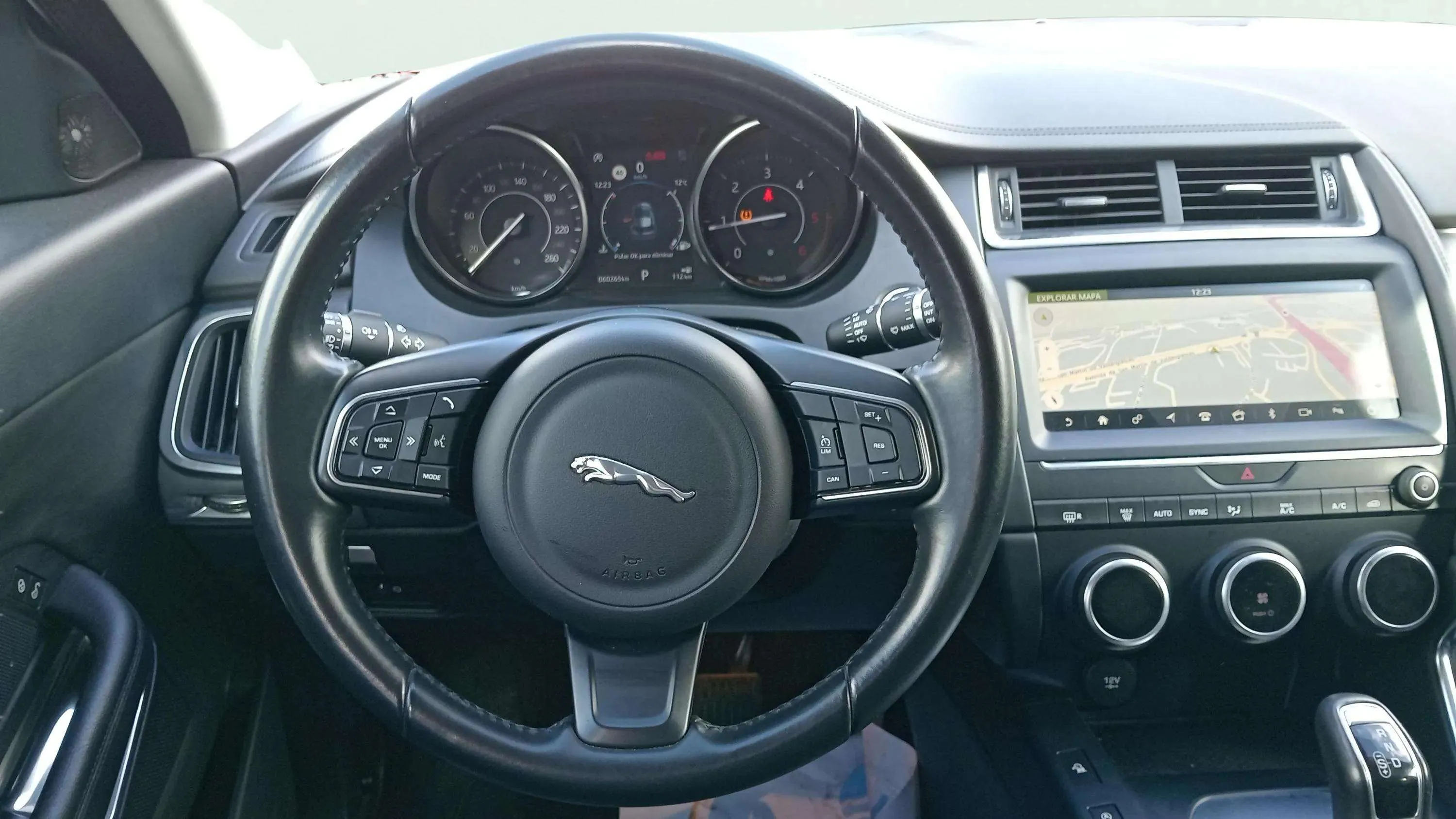 Jaguar E-Pace 2.0D S 4WD - foto 17