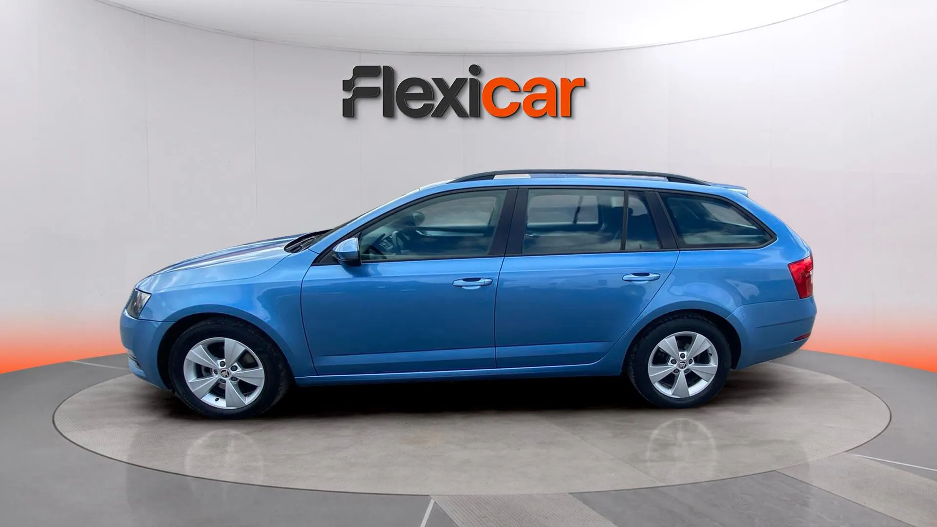Škoda Octavia Combi 1.0 TSI DSG Like - foto 5