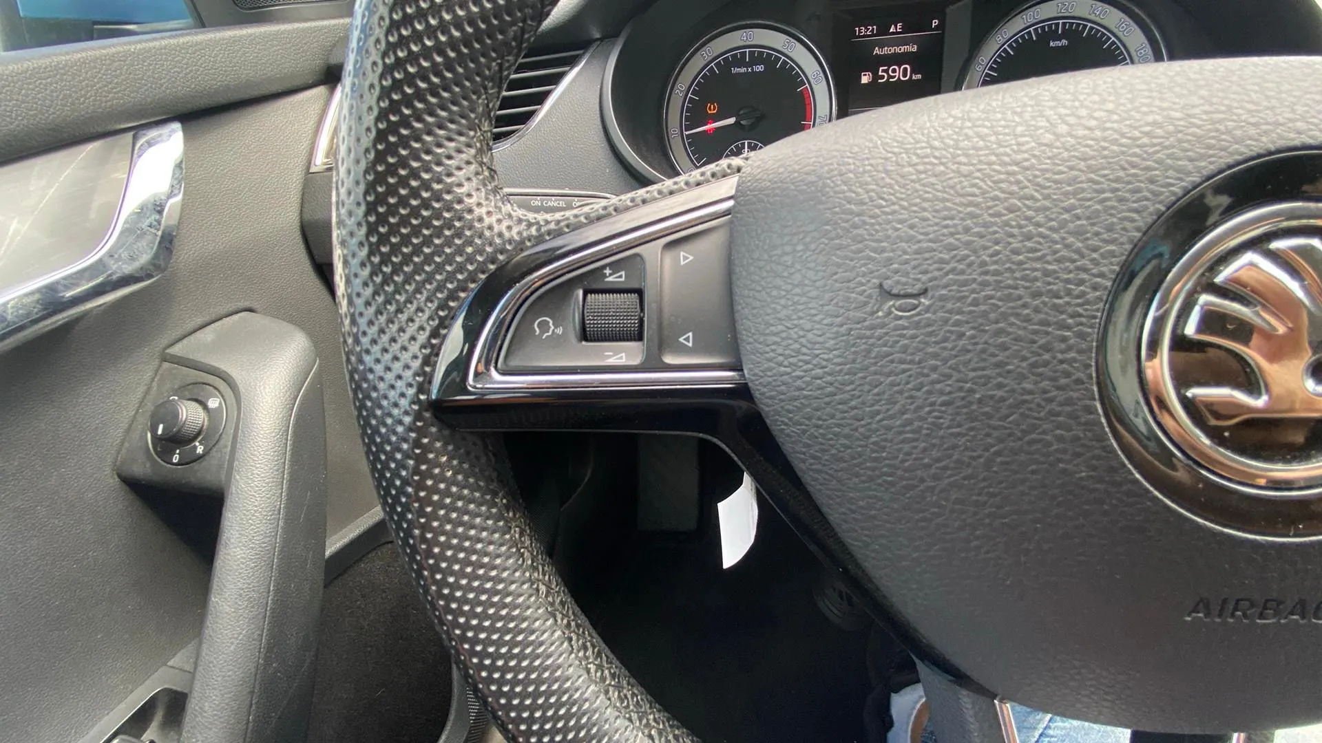 Škoda Octavia Combi 1.0 TSI DSG Like - foto 14