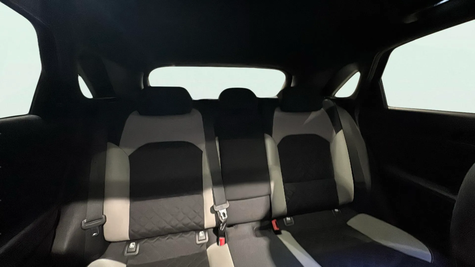 Kia Ceed 1.4 T-GDi GT Line DCT - foto 15