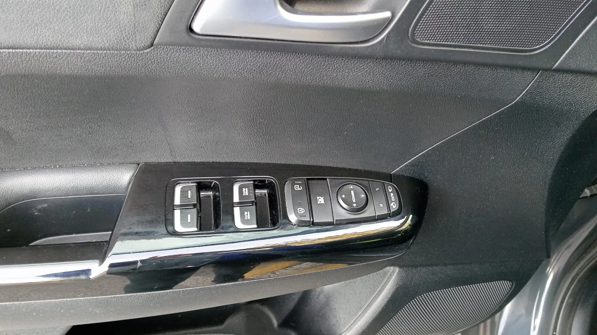 Kia Sportage 1.6 MHEV Drive Plus 4x2 - foto 22