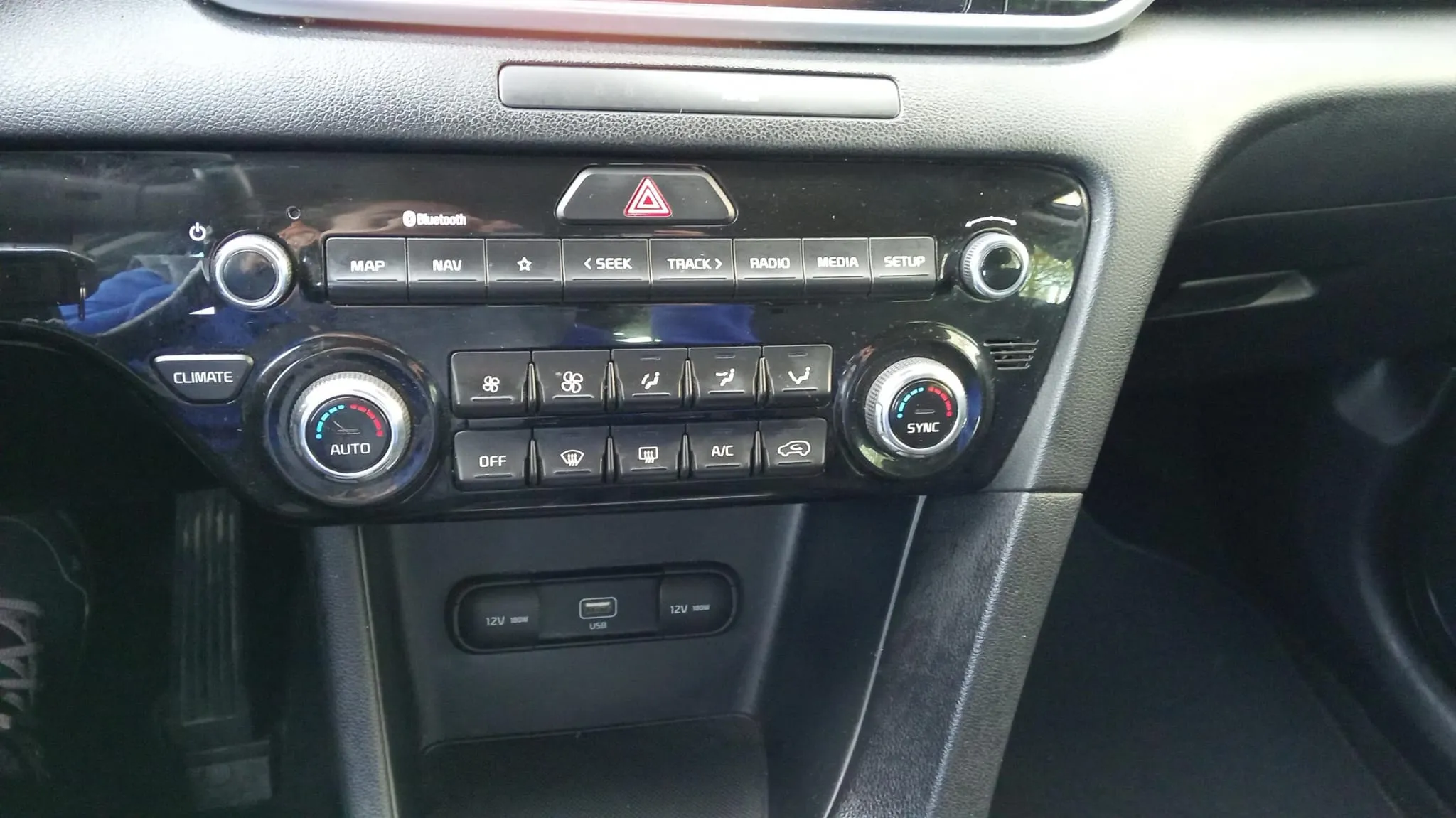 Kia Sportage 1.6 MHEV Drive Plus 4x2 - foto 28
