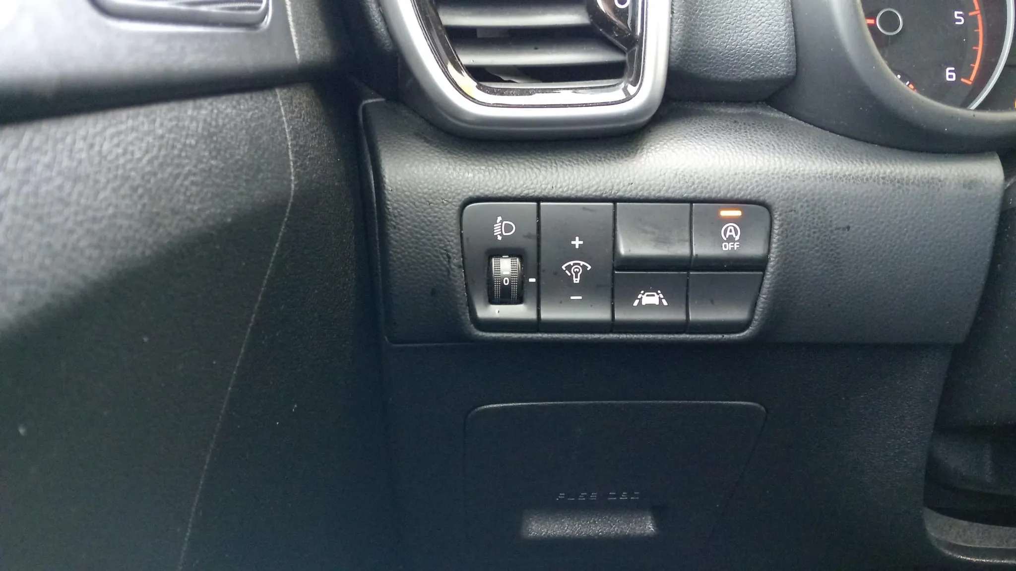 Kia Sportage 1.6 MHEV Drive Plus 4x2 - foto 33