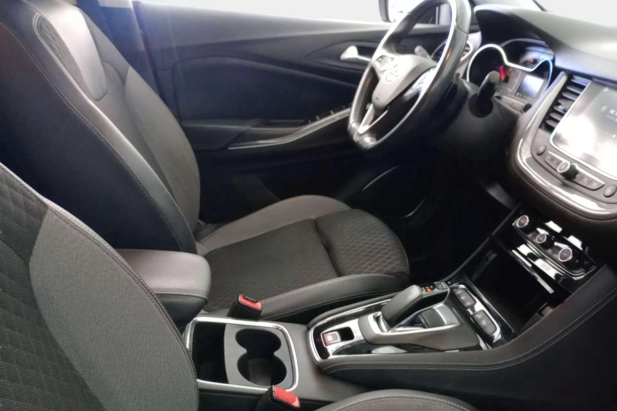 Opel Grandland 1.6 Turbo Edition 4x2 - foto 10
