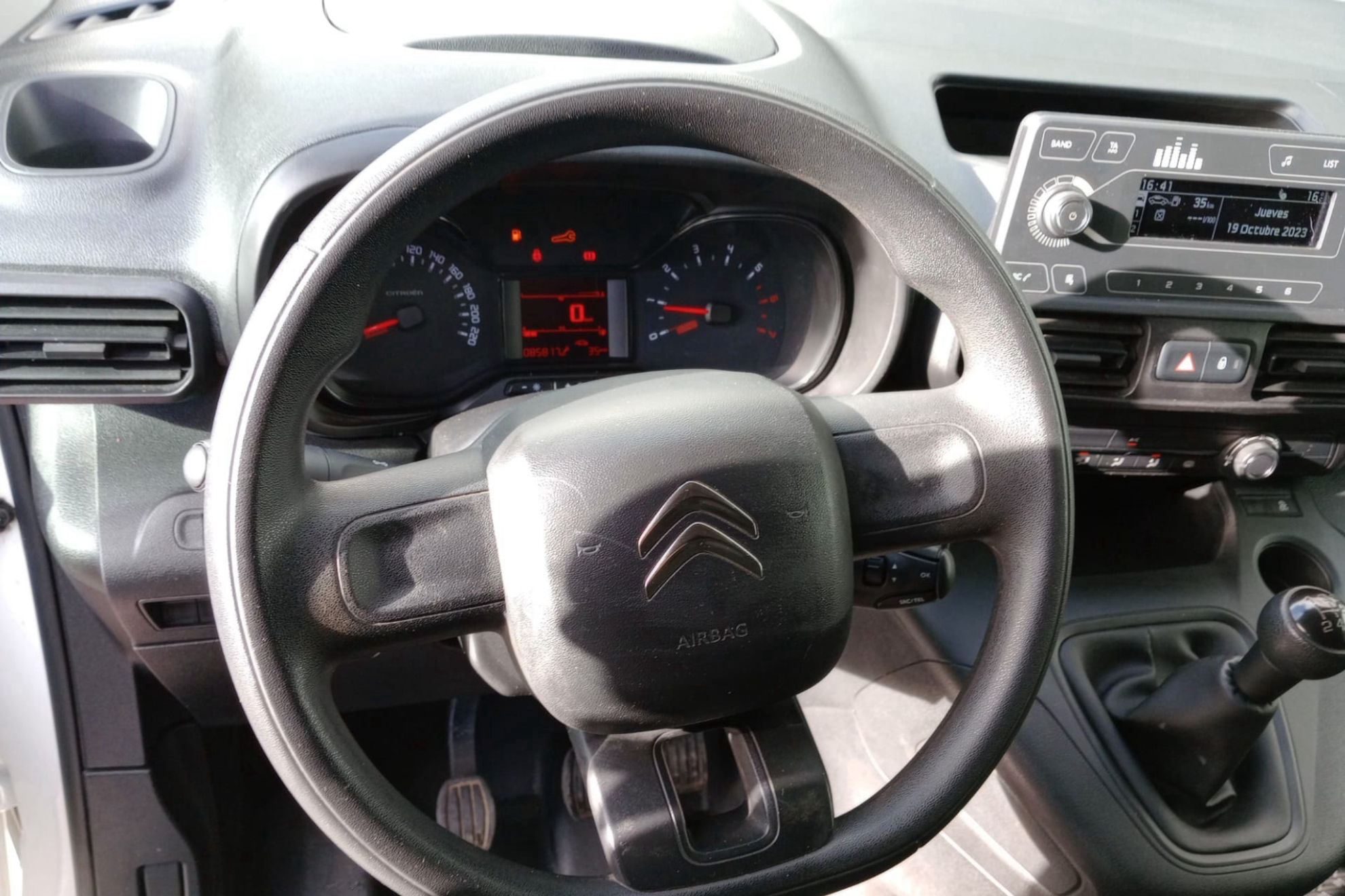 Citroën Berlingo Talla M BlueHDi Control - foto 20