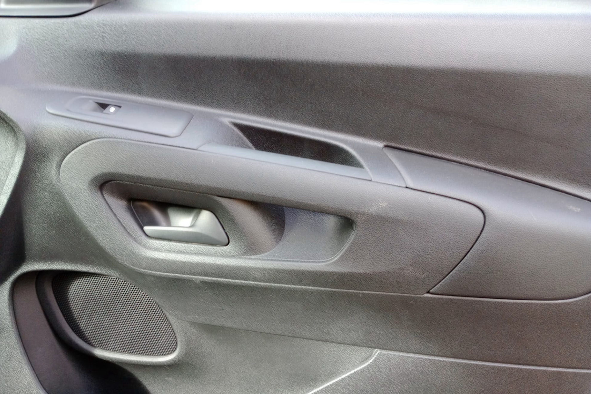 Citroën Berlingo Talla M BlueHDi Control - foto 22