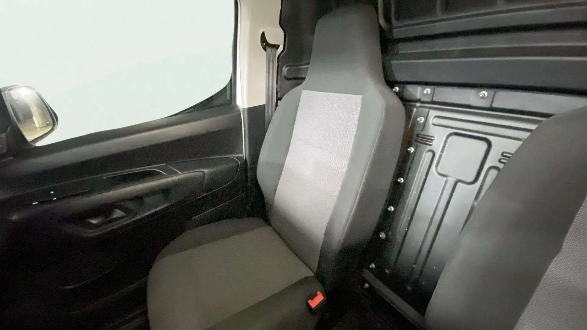 Citroën Berlingo Talla M BlueHDi Control - foto 28