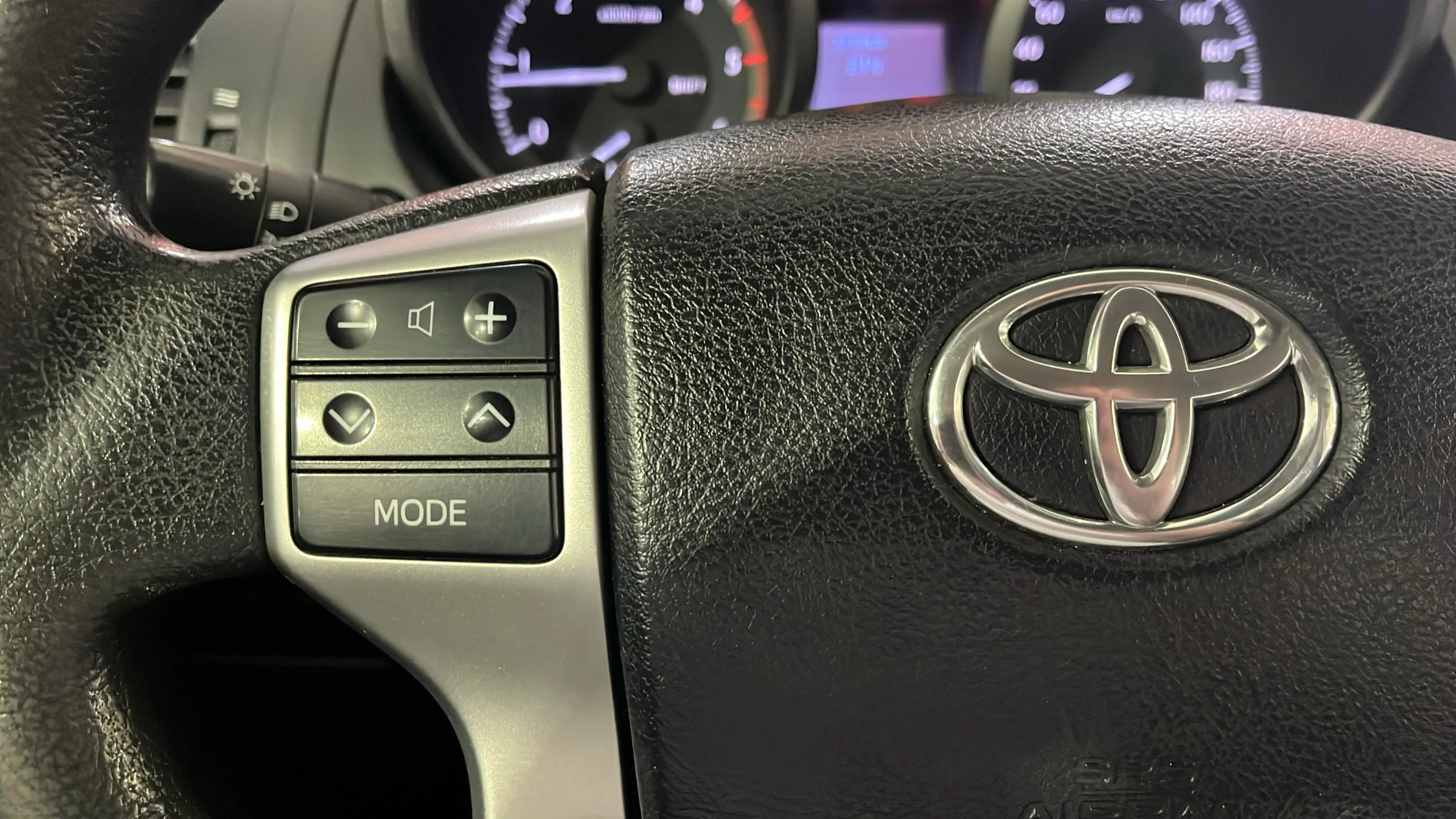Toyota Land Cruiser 2.8 D-4D GX - foto 17