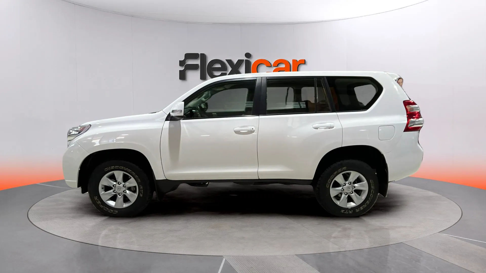 Toyota Land Cruiser 2.8 D-4D GX - foto 4