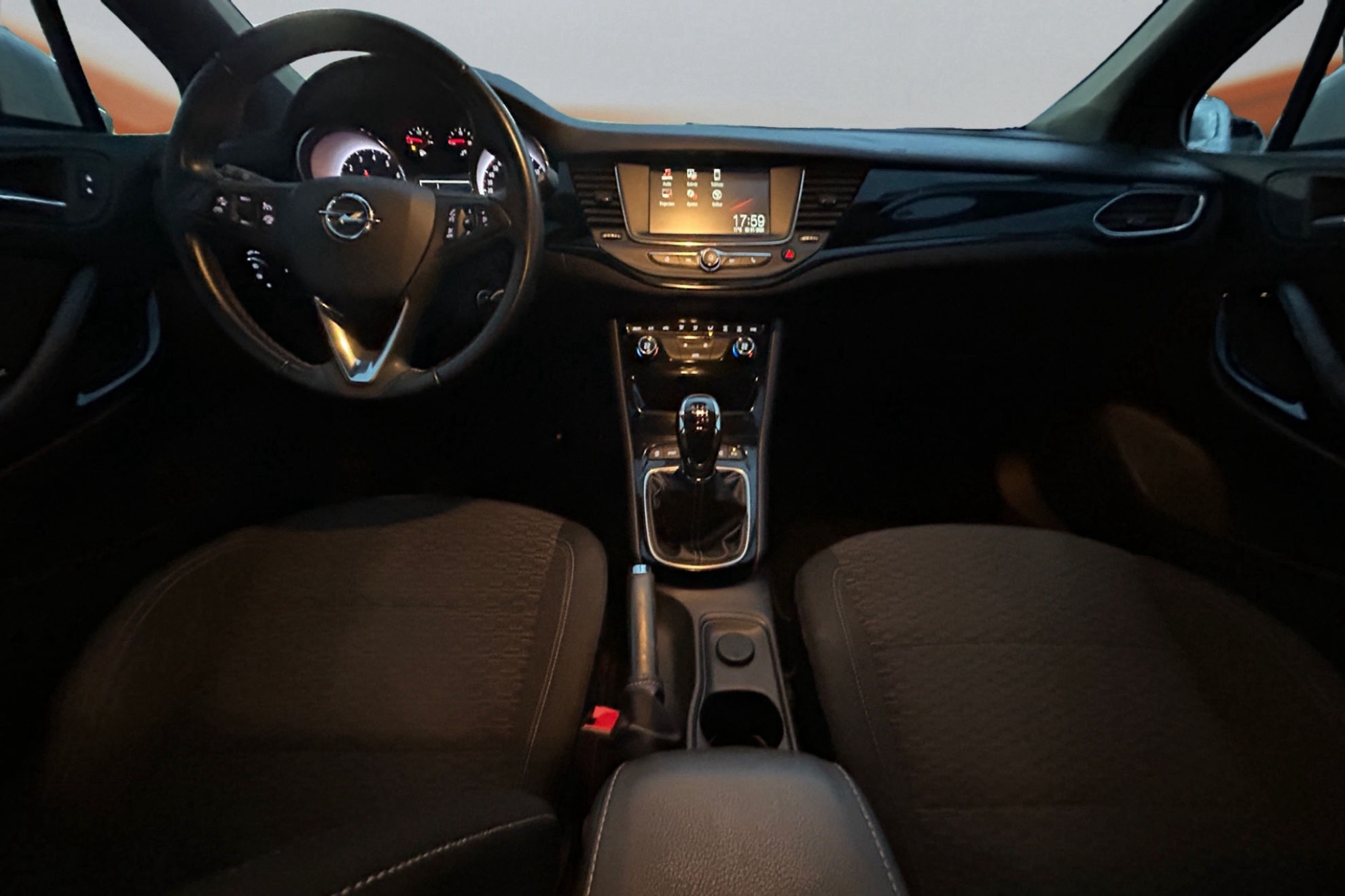 Opel Astra 1.4 Turbo Dynamic - foto 12