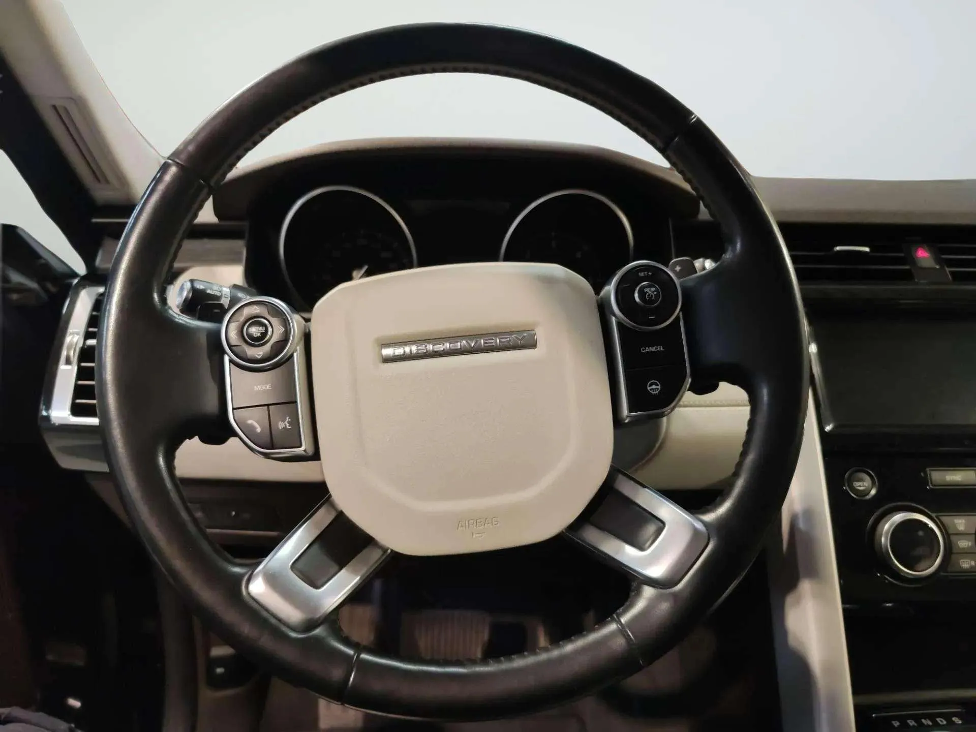 Land Rover Discovery 2.0 I4 TD4 SE - foto 18
