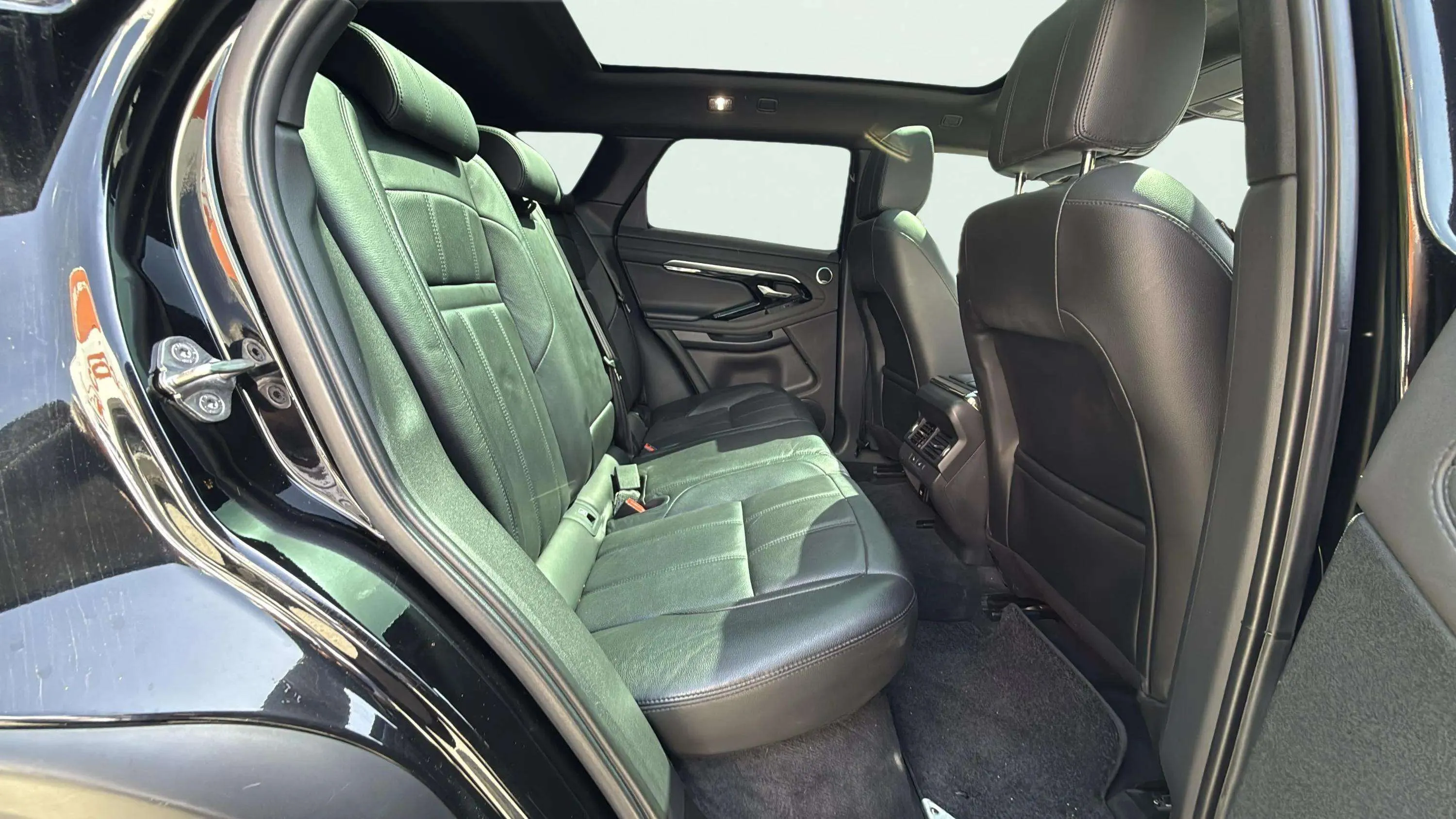 Land Rover Range Rover Evoque 2.0 D240 R-Dynamic 4WD MHEV - foto 15