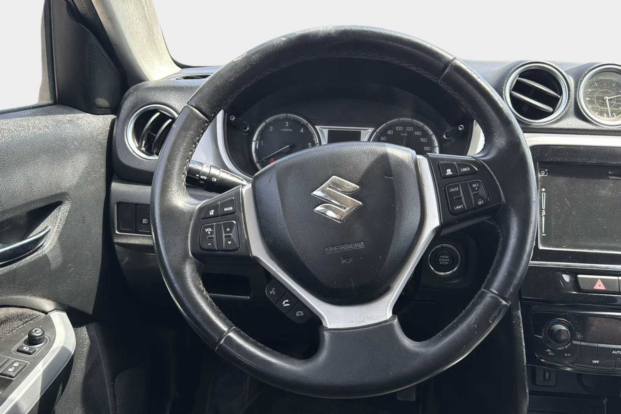 Suzuki Vitara 1.6 Ddis GL - foto 12