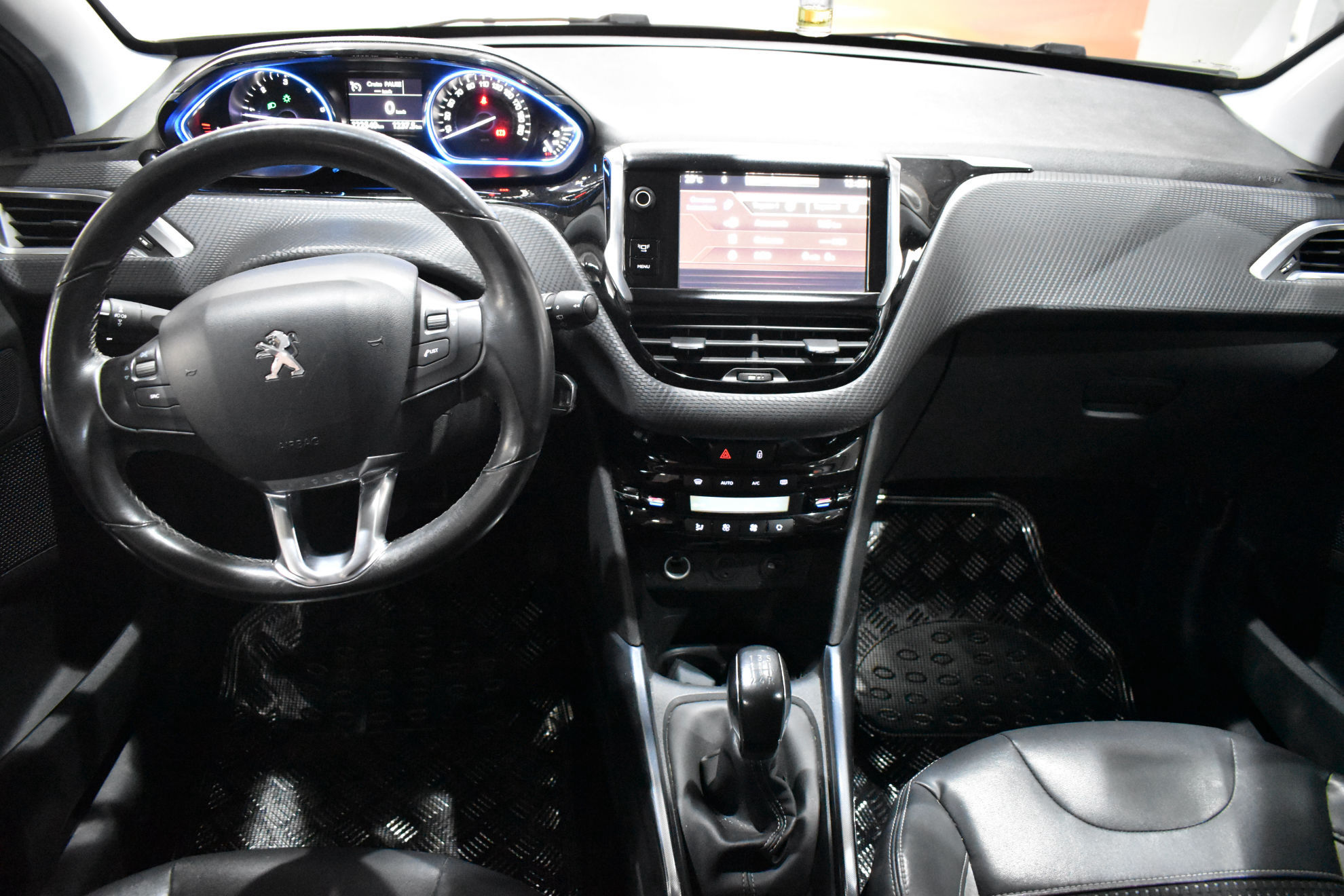 Peugeot 2008 Active 1.6 BlueHDi 100 - foto 8