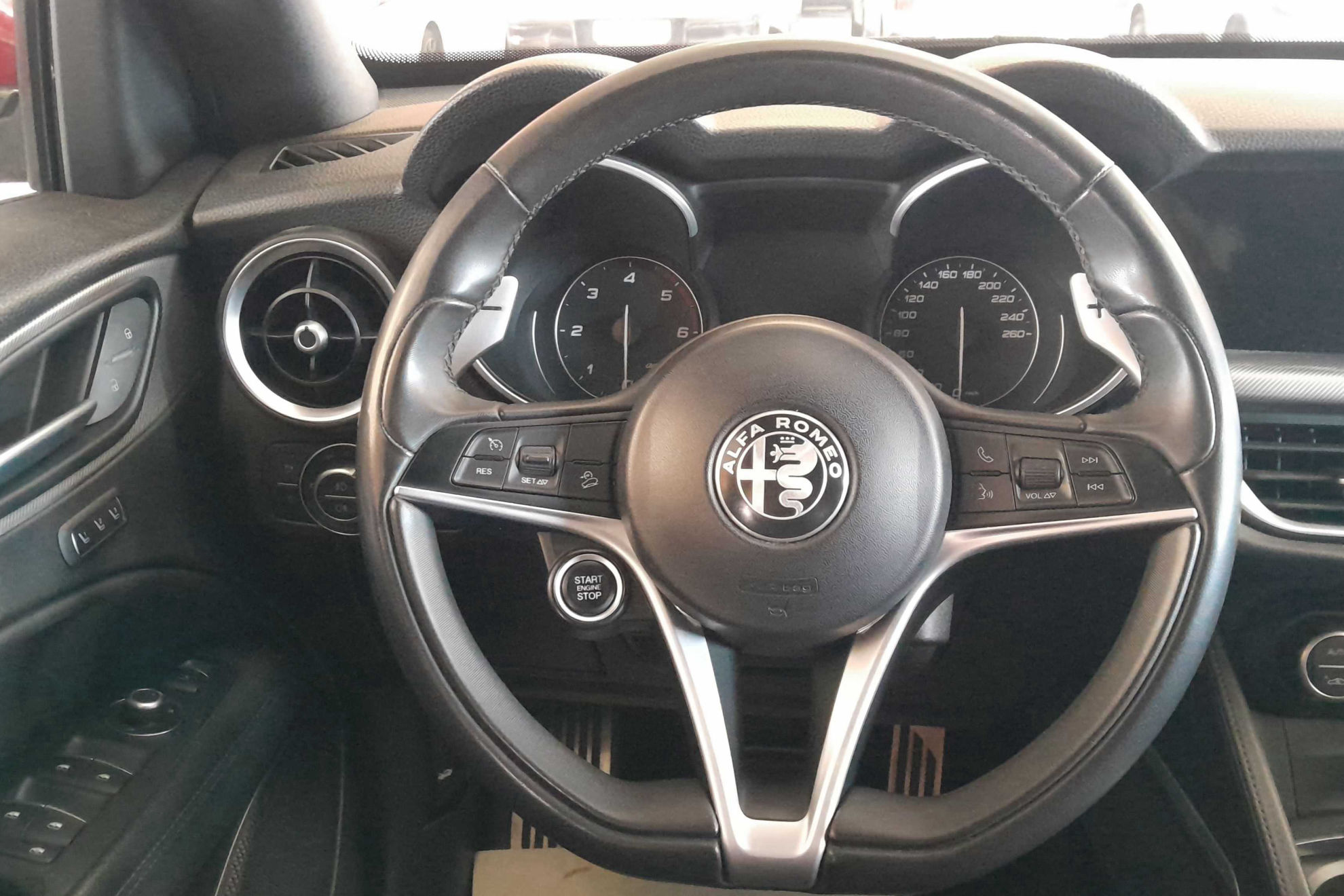 Alfa Romeo Stelvio 2.2 Diésel Executive Q4 - foto 10