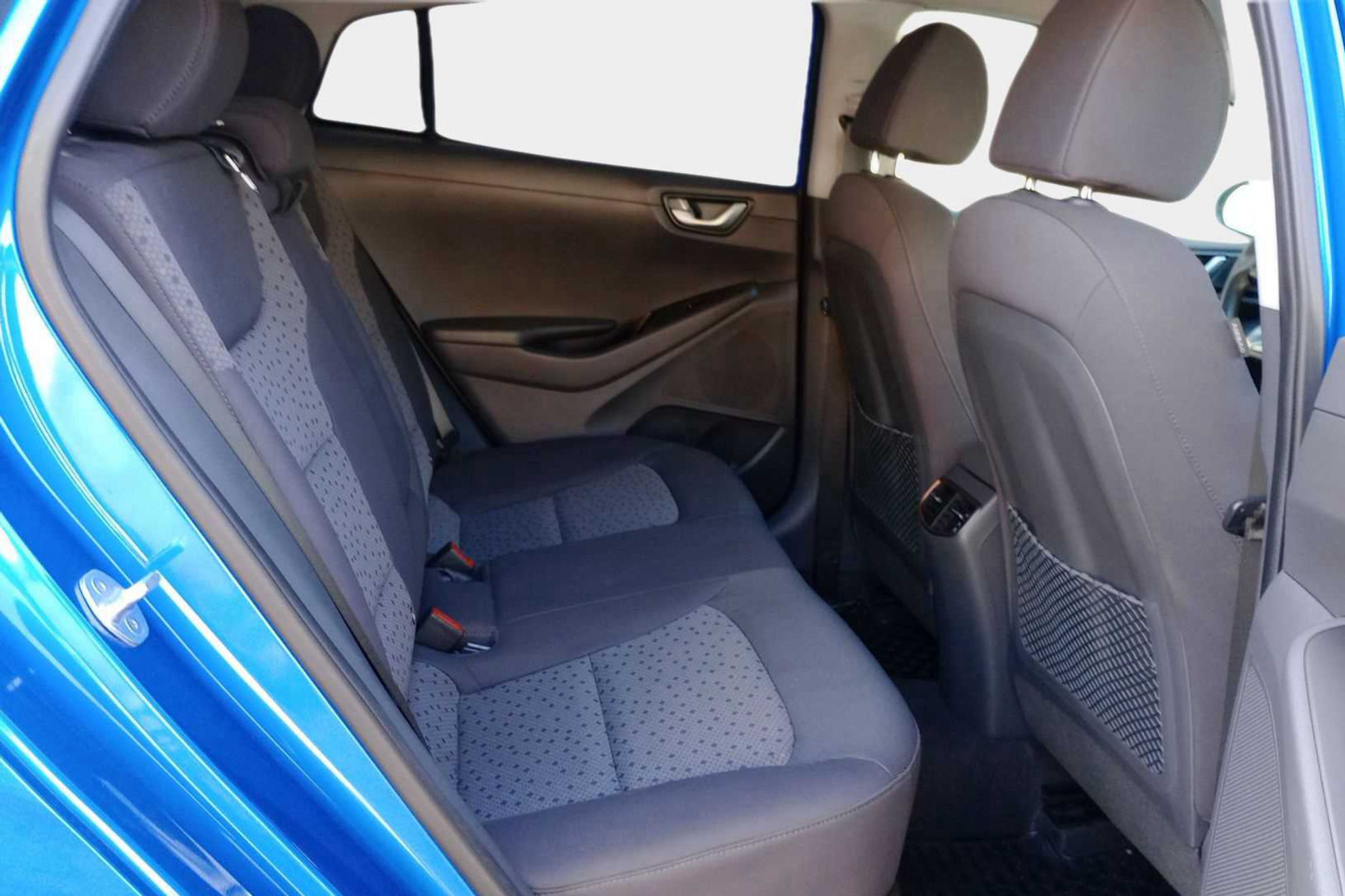 Hyundai Ioniq EV Tecno - foto 15