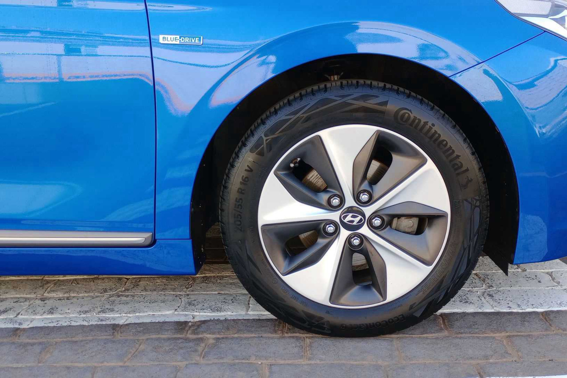 Hyundai Ioniq EV Tecno - foto 20