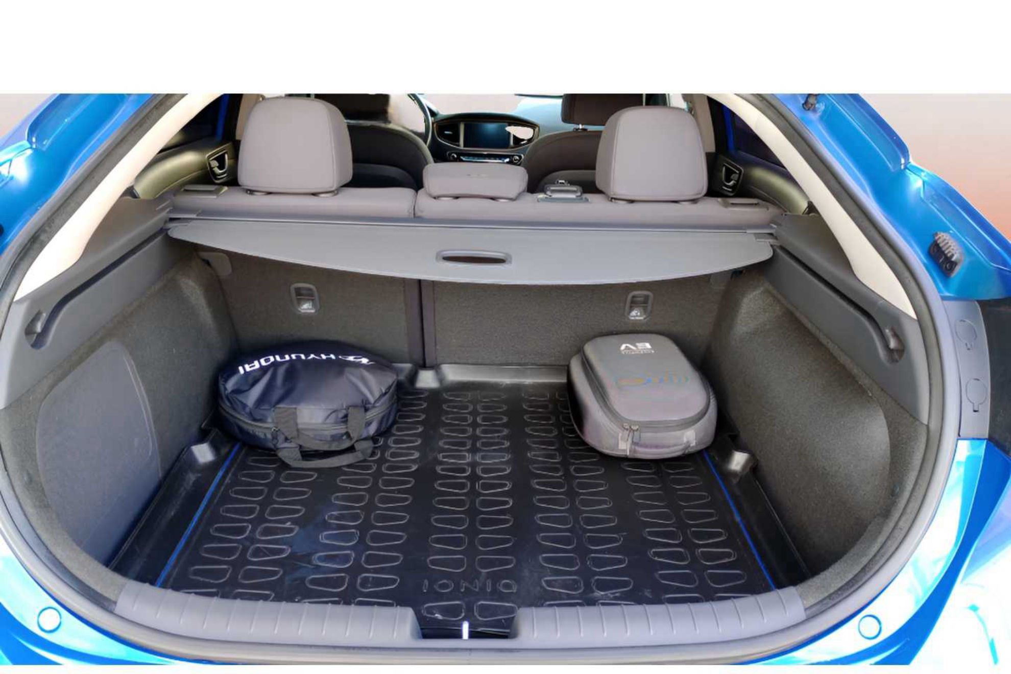 Hyundai Ioniq EV Tecno - foto 9
