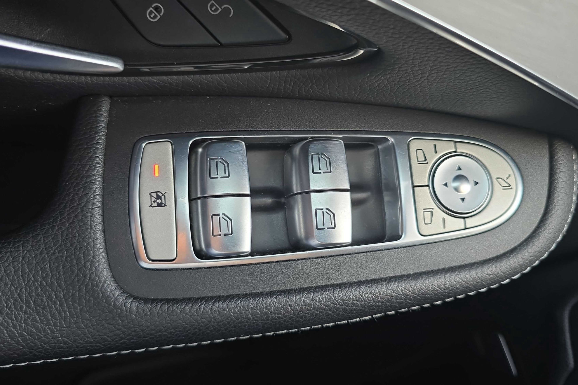 Mercedes-Benz GLC 200 d 4MATIC - foto 21