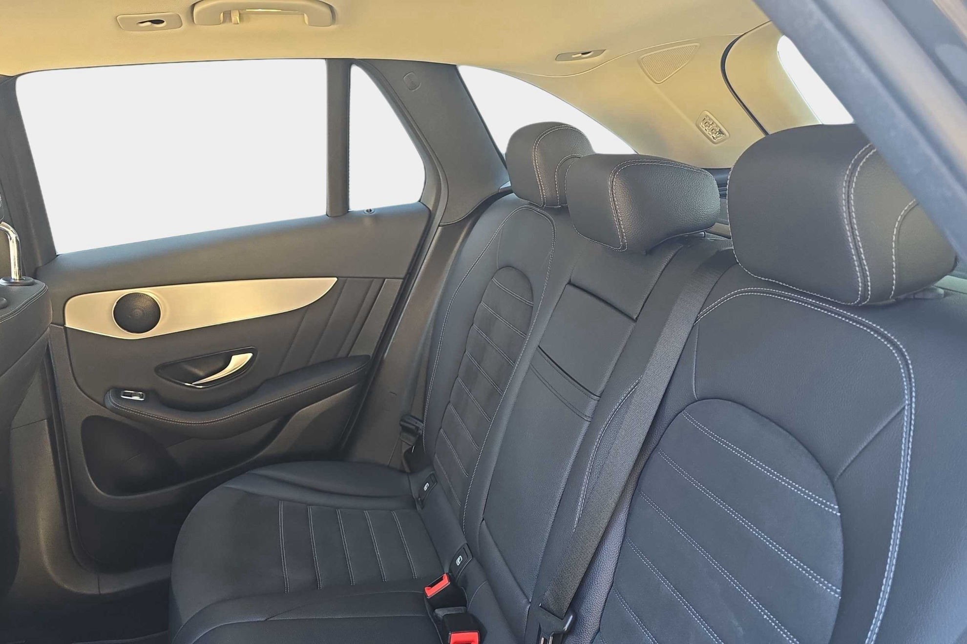 Mercedes-Benz GLC 200 d 4MATIC - foto 13