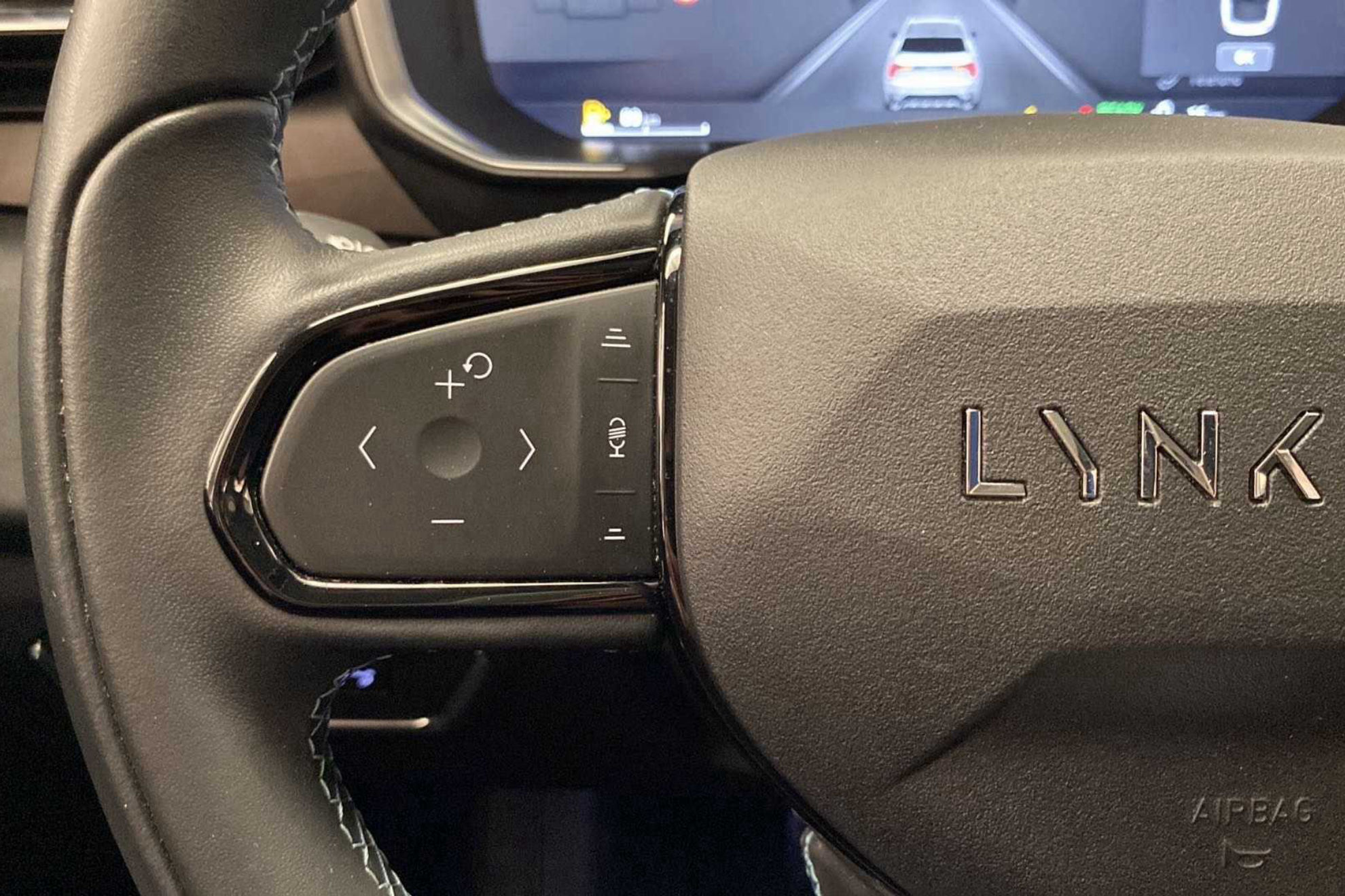 Lynk & Co 01 1.5 PHEV - foto 29