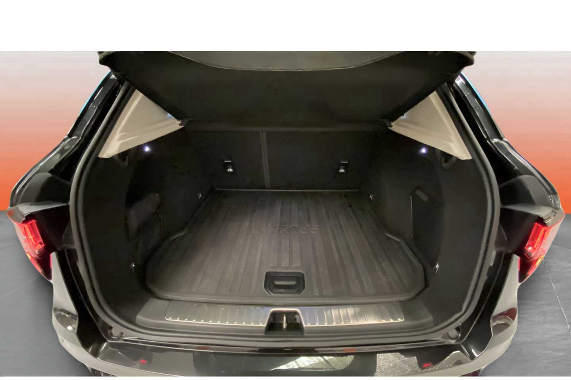 Lynk & Co 01 1.5 PHEV - foto 9