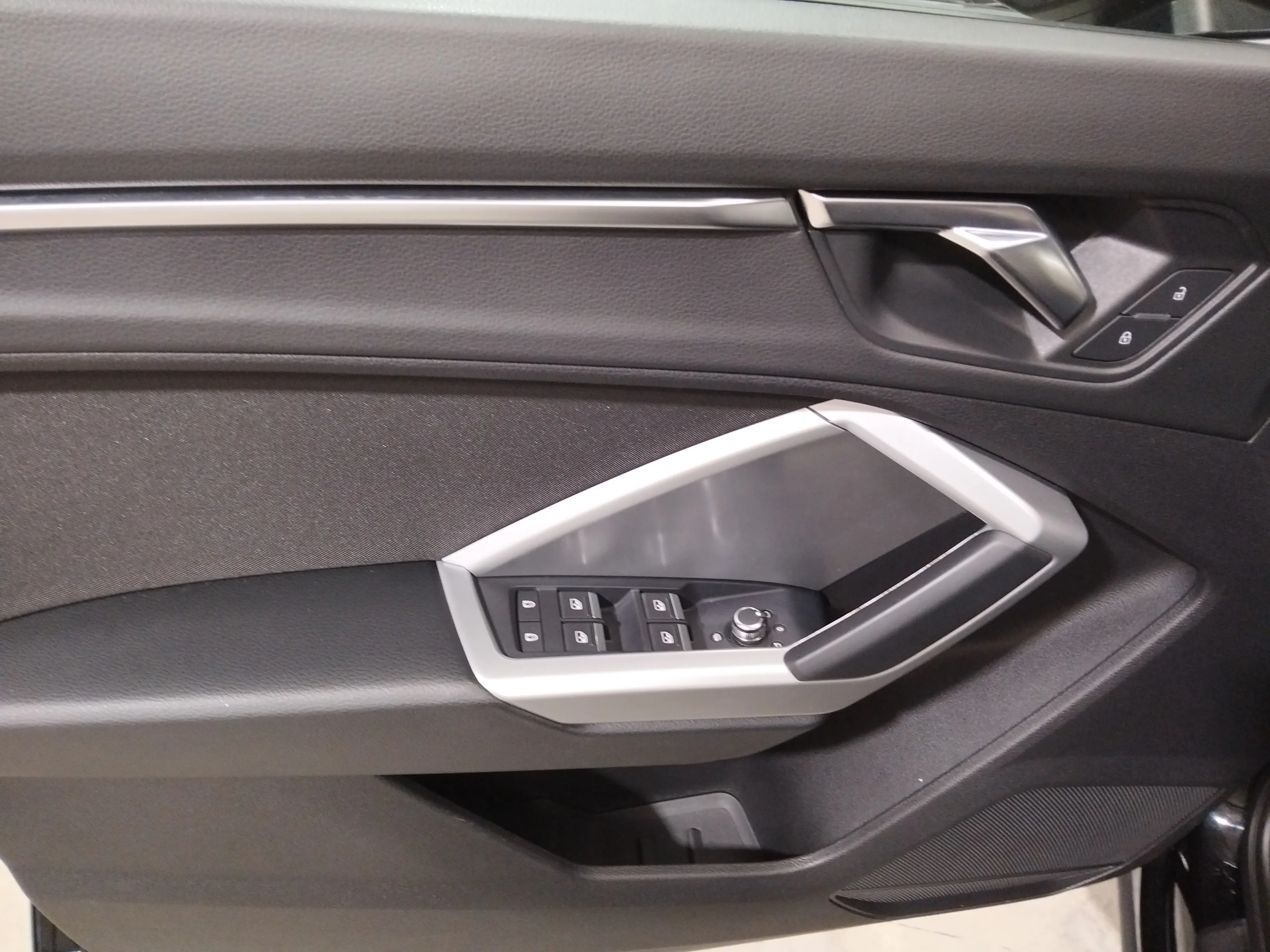 Audi Q3 40 TFSI S tronic quattro - foto 20