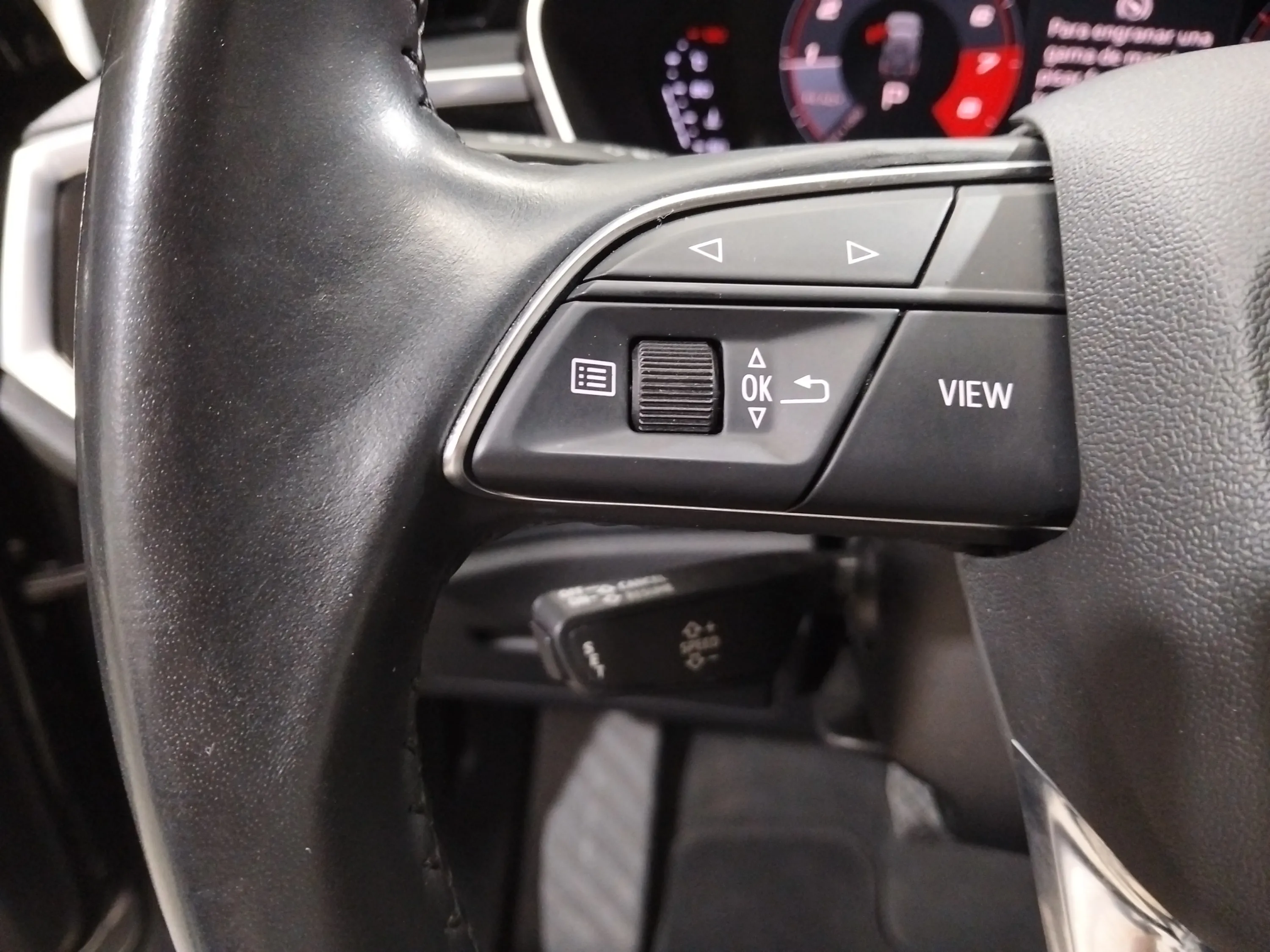 Audi Q3 40 TFSI S tronic quattro - foto 25