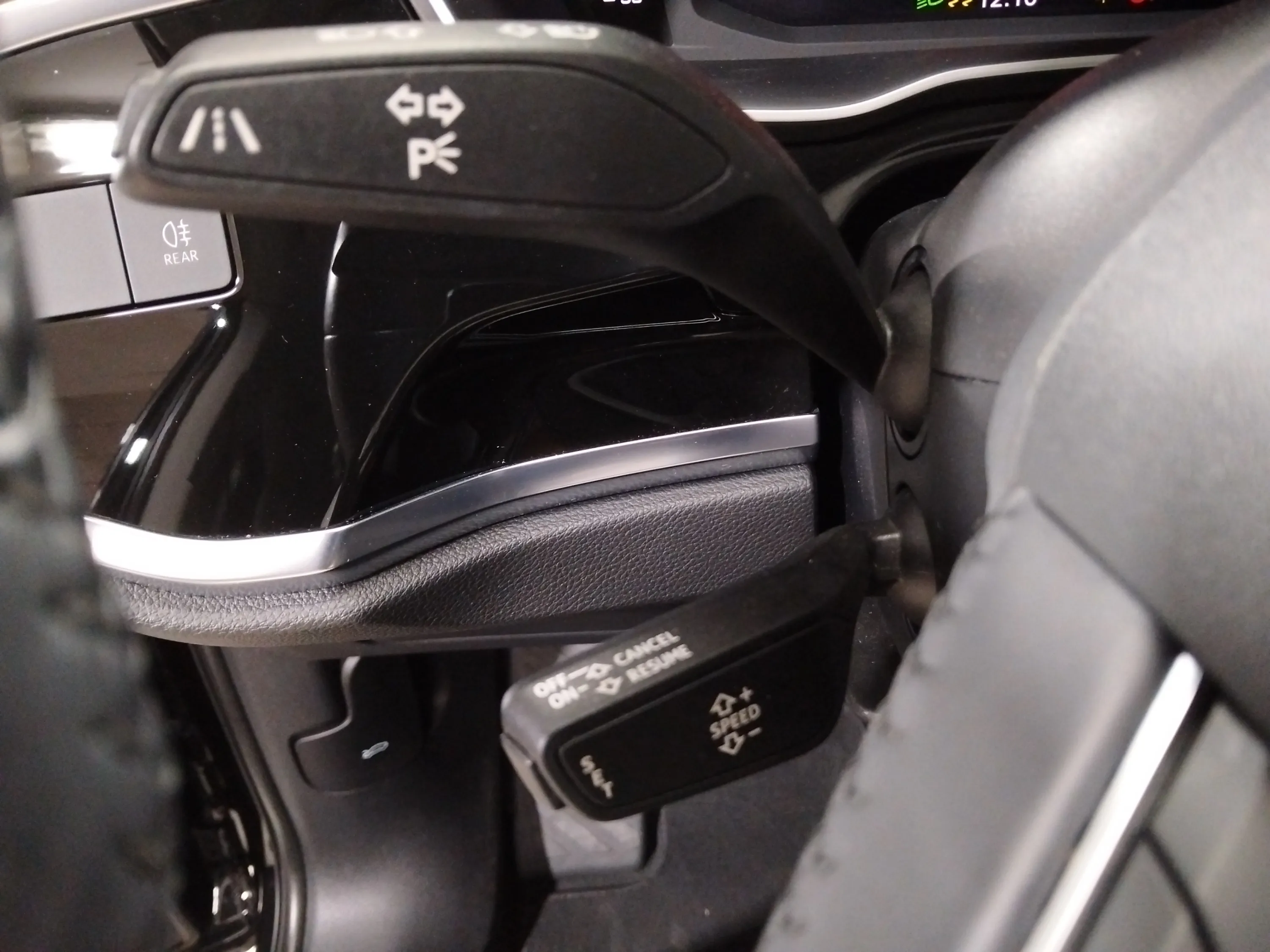 Audi Q3 40 TFSI S tronic quattro - foto 27