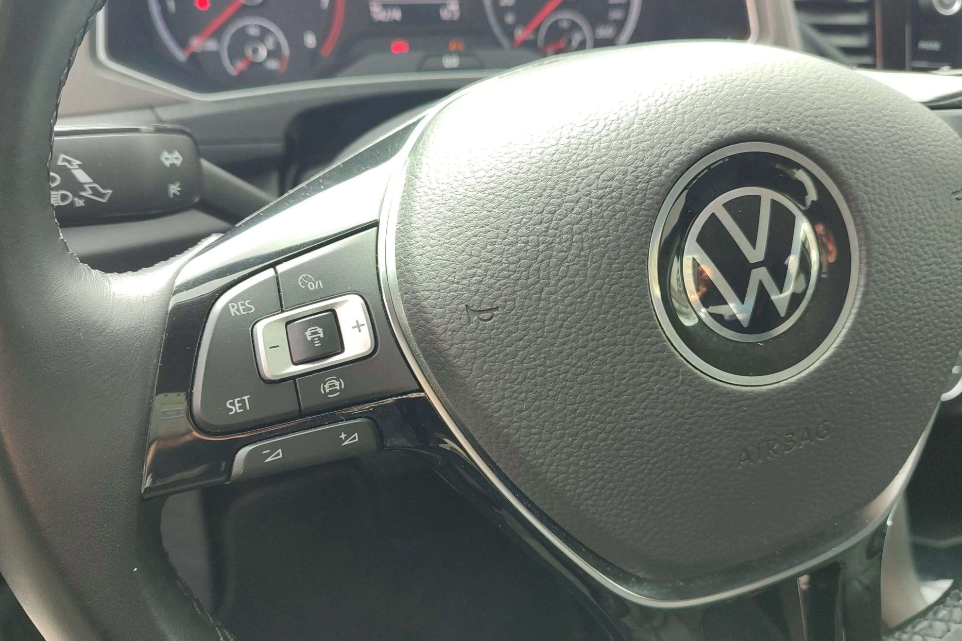 Volkswagen T-Roc Advance Style 1.5 TSI DSG - foto 12
