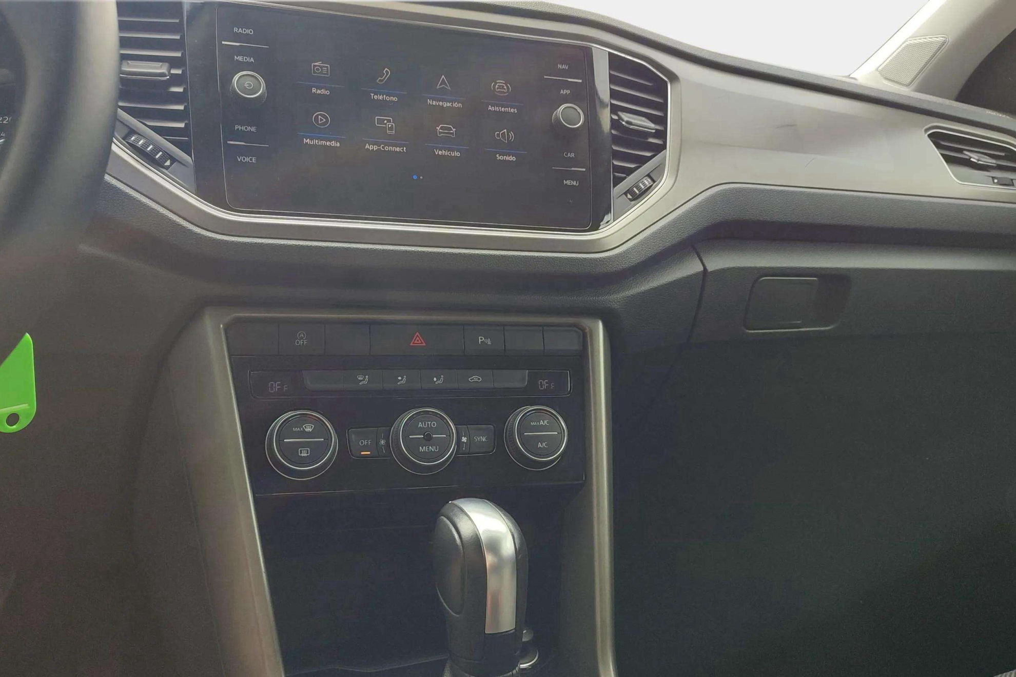 Volkswagen T-Roc Advance Style 1.5 TSI DSG - foto 24