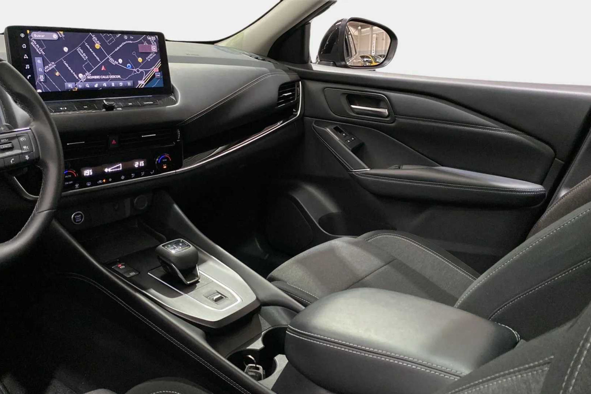 Nissan Qashqai DIG-T Xtronic N-Connecta - foto 38