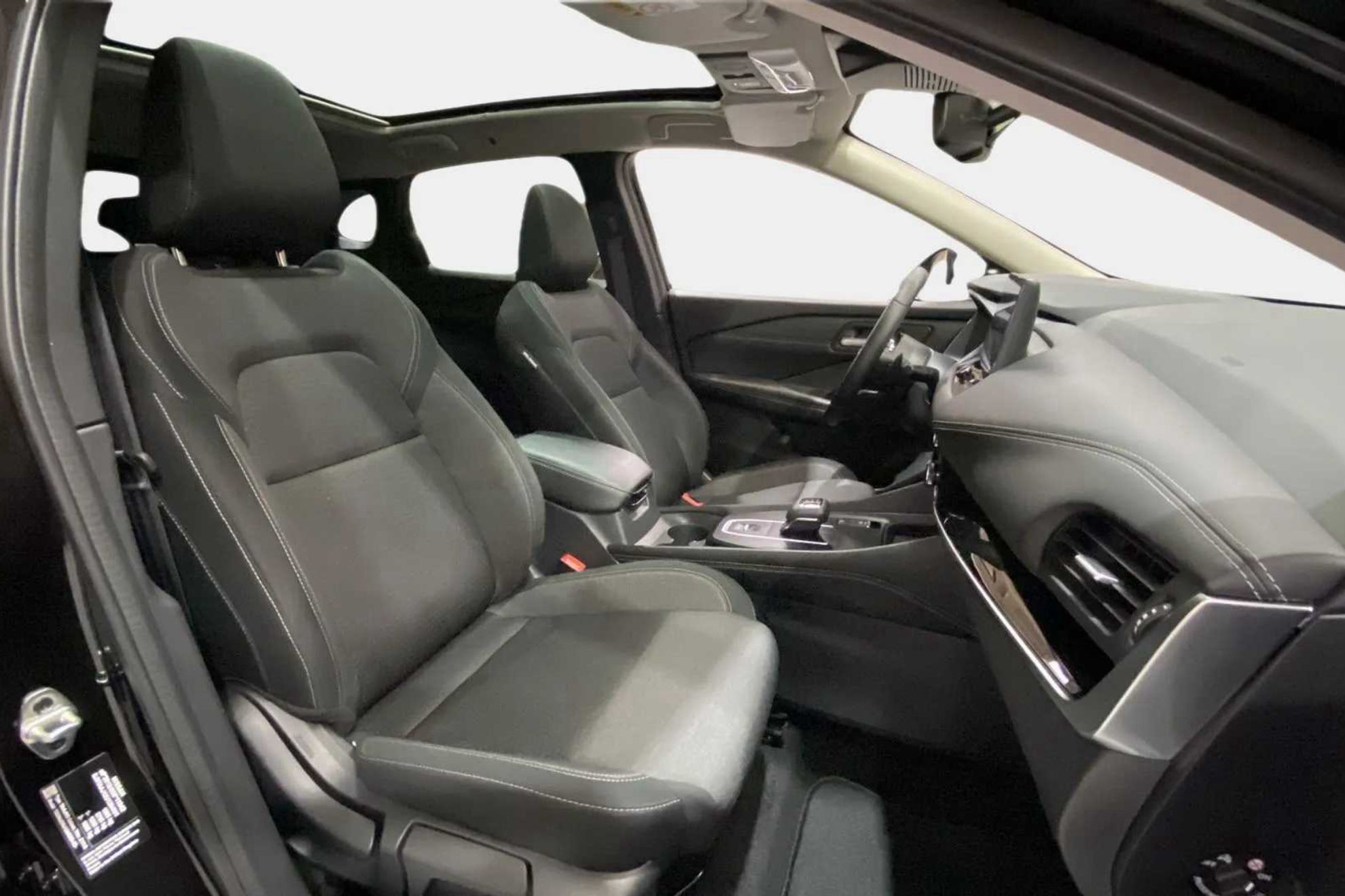 Nissan Qashqai DIG-T Xtronic N-Connecta - foto 12
