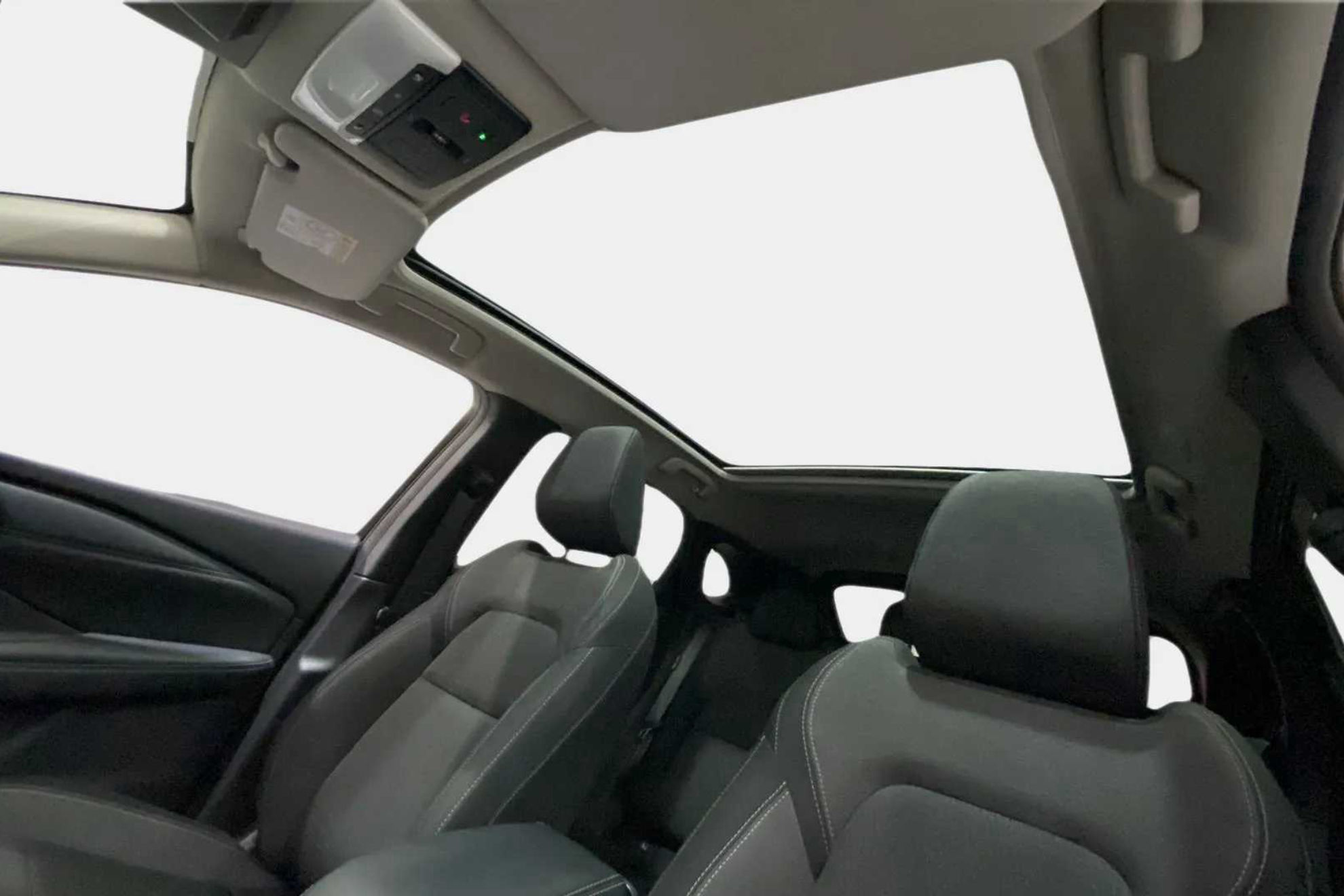Nissan Qashqai DIG-T Xtronic N-Connecta - foto 11