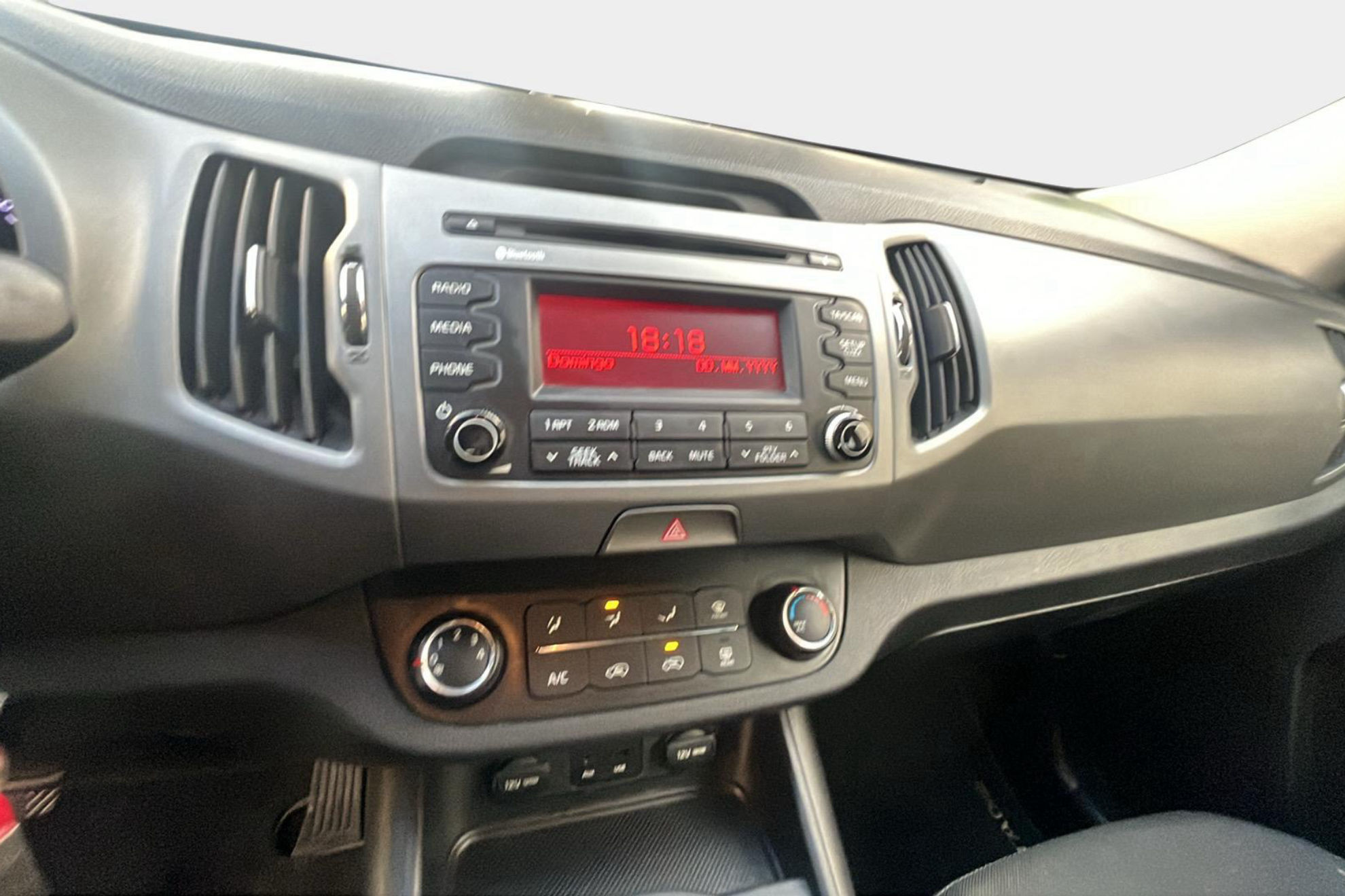 Kia Sportage 1.6 GDI Basic 4x2 - foto 12