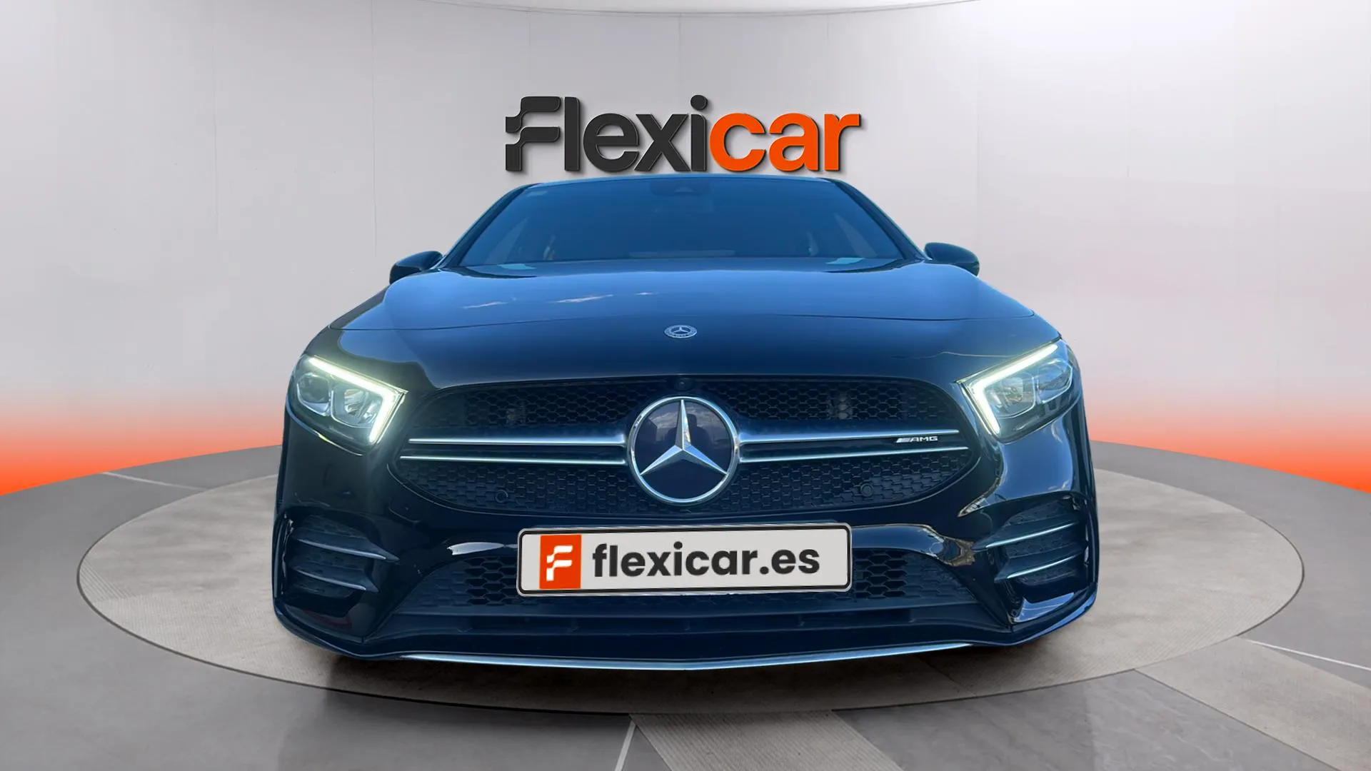 Mercedes-Benz Clase A Mercedes-AMG A 35 4MATIC+ - foto 2