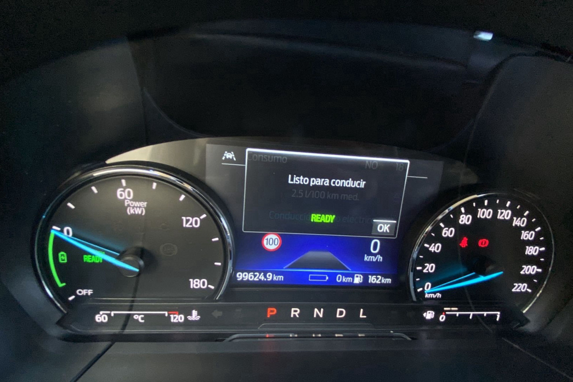 Ford Kuga Titanium 2.5 Duratec PHEV - foto 12